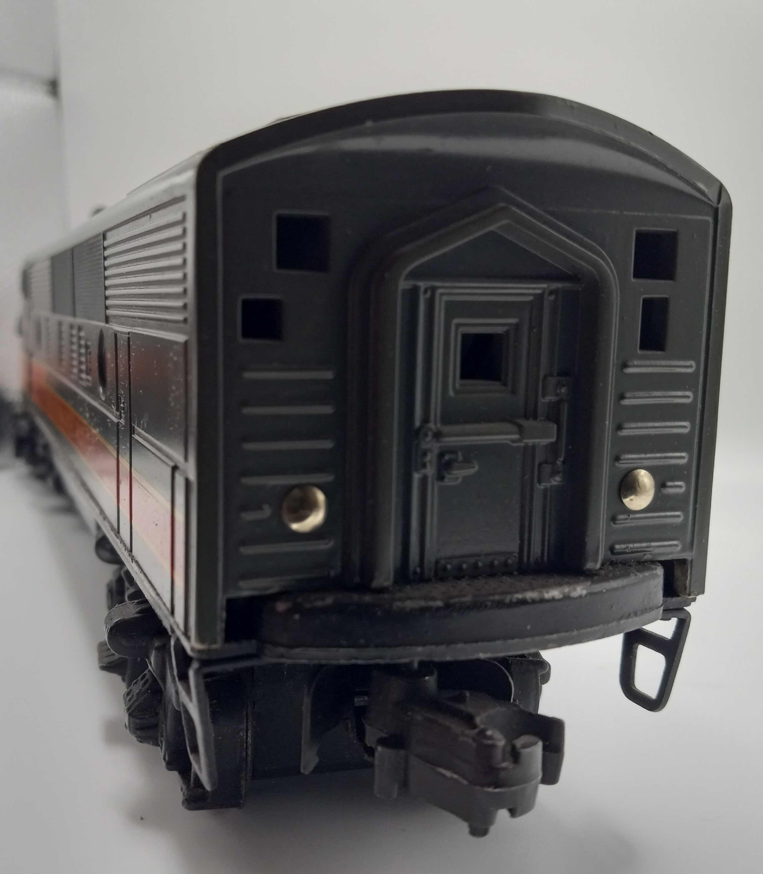 Photo 1 of LIONEL TRAINS MILWAUKEE ROAD F-3 DIESEL LOCOMOTIVE 2378A