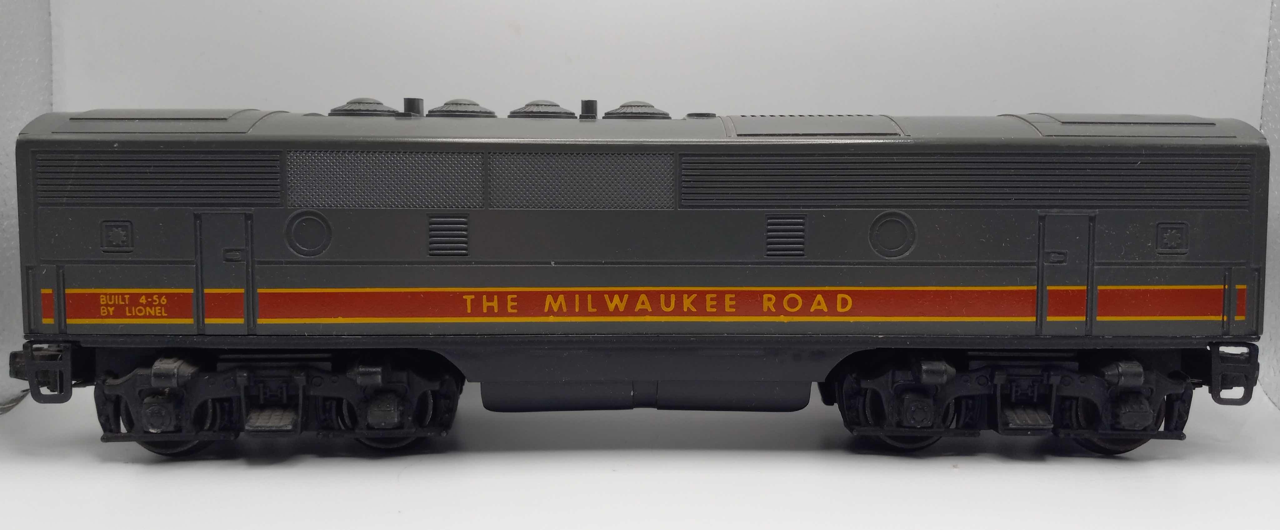 Photo 1 of LIONEL TRAINS MILWAUKEE ROAD F-3 DIESEL 2378B