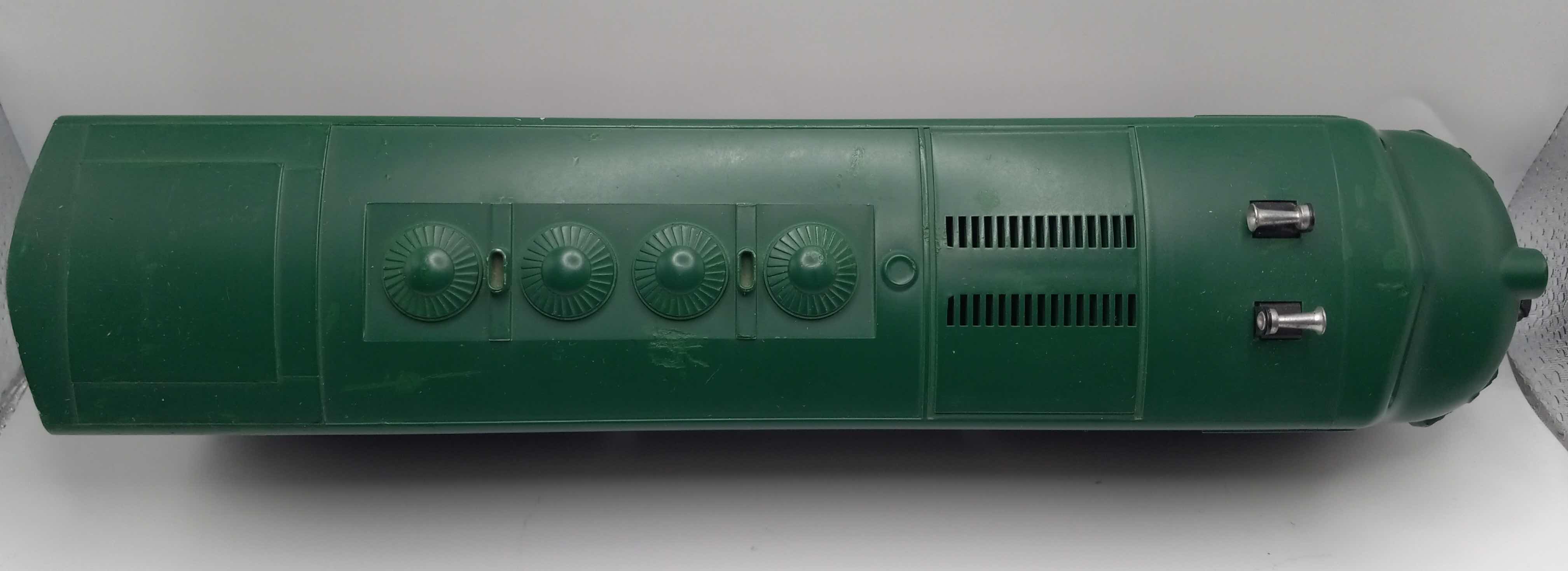 Photo 1 of LIONEL TRAINS SOUTHERN F-3 DIESEL LOCOMOTIVE 2356A