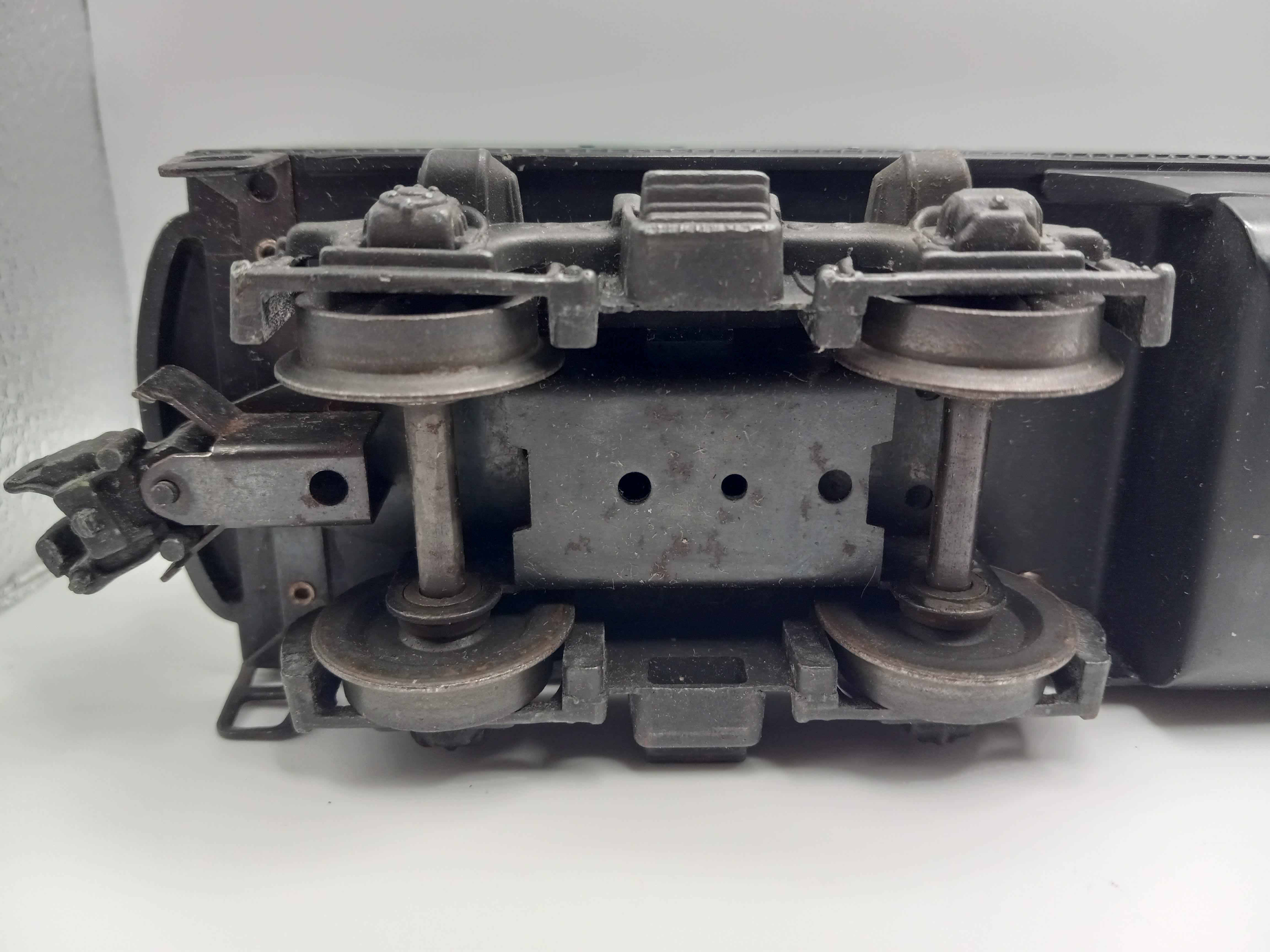 Photo 1 of LIONEL TRAINS SOUTHERN F-3 DIESEL UNIT 2356B