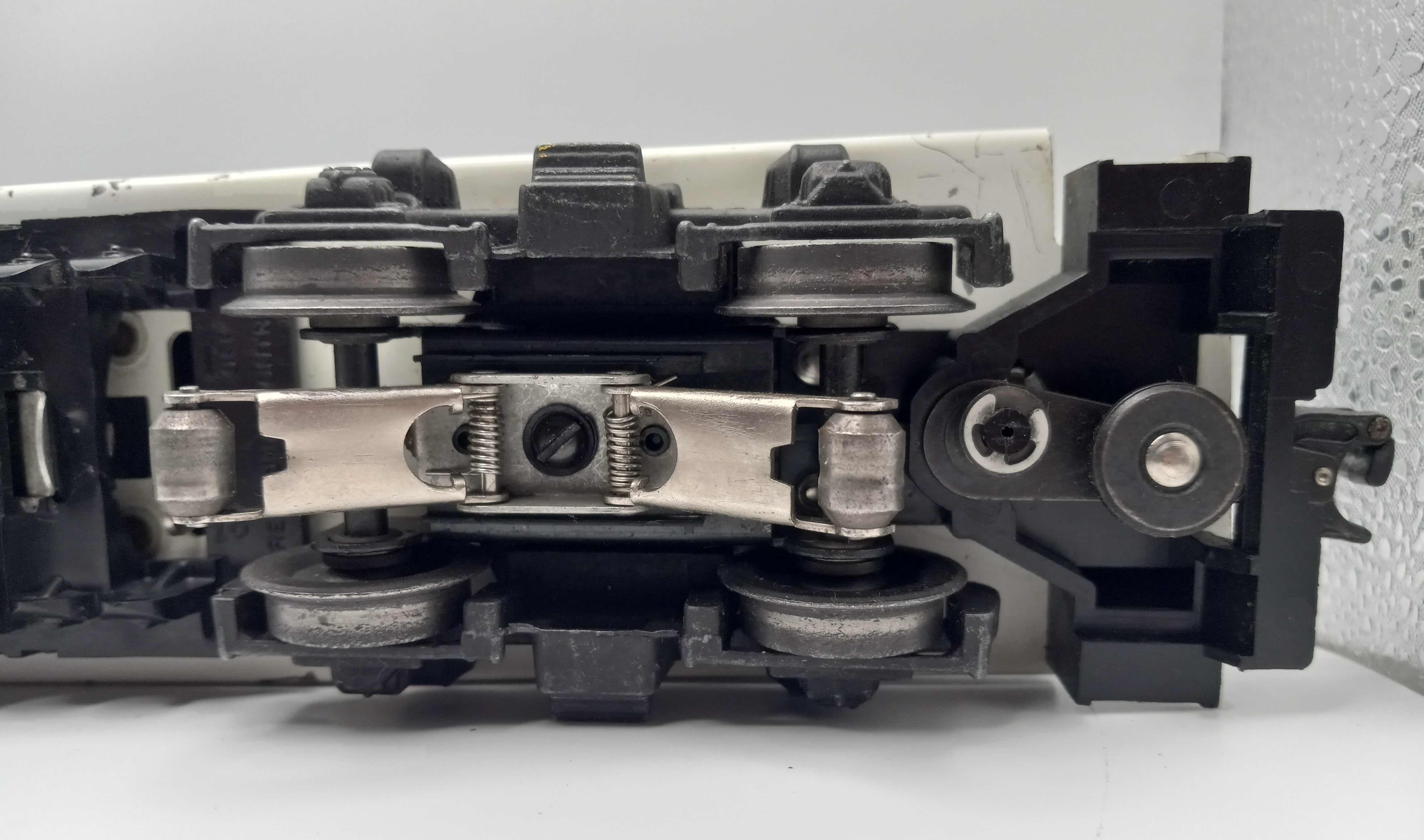 Photo 1 of LIONEL TRAINS BOSTON & MAINE GP-9 DIESEL LOCOMOTIVE 2346