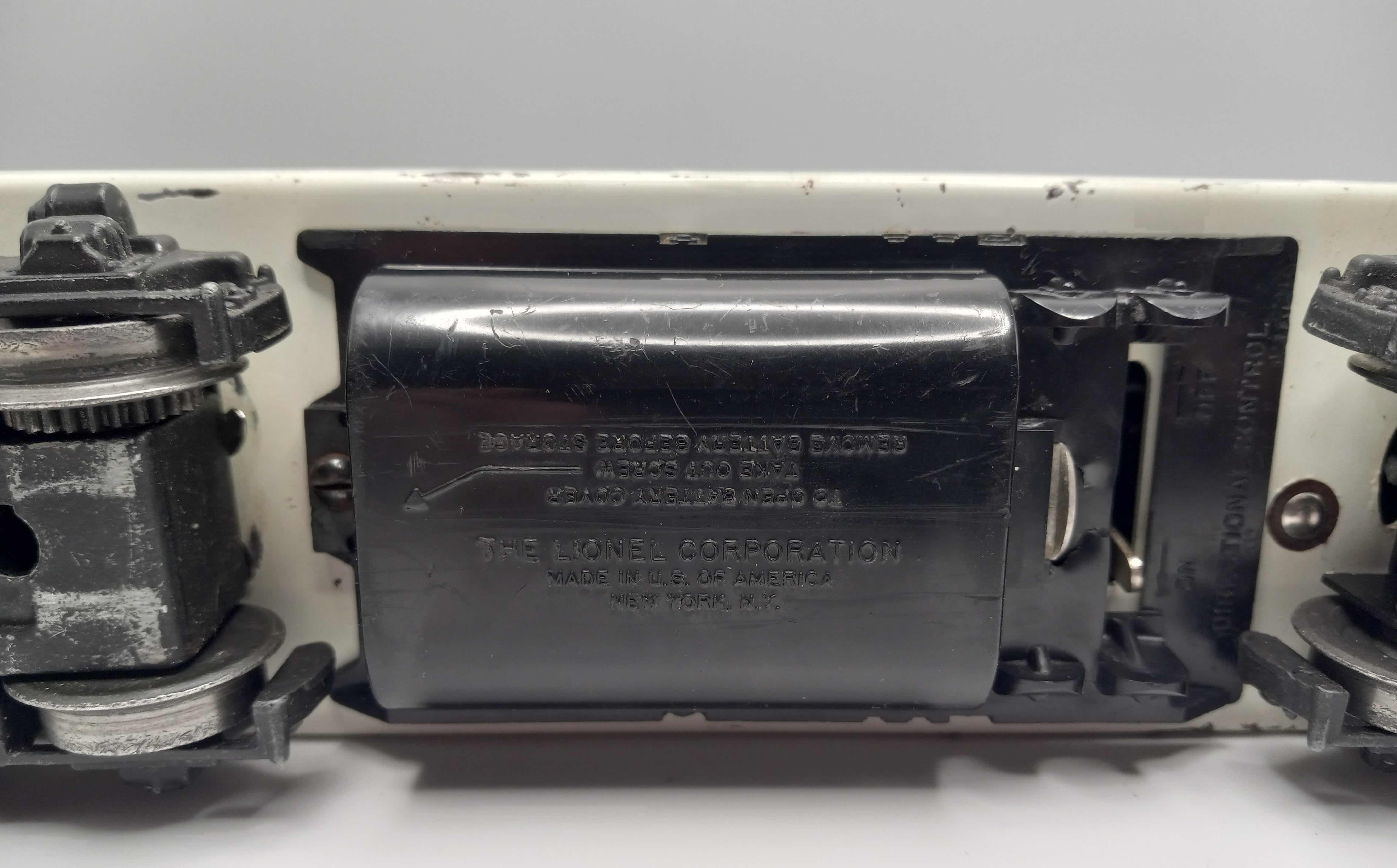 Photo 1 of LIONEL TRAINS BOSTON & MAINE GP-9 DIESEL LOCOMOTIVE 2346