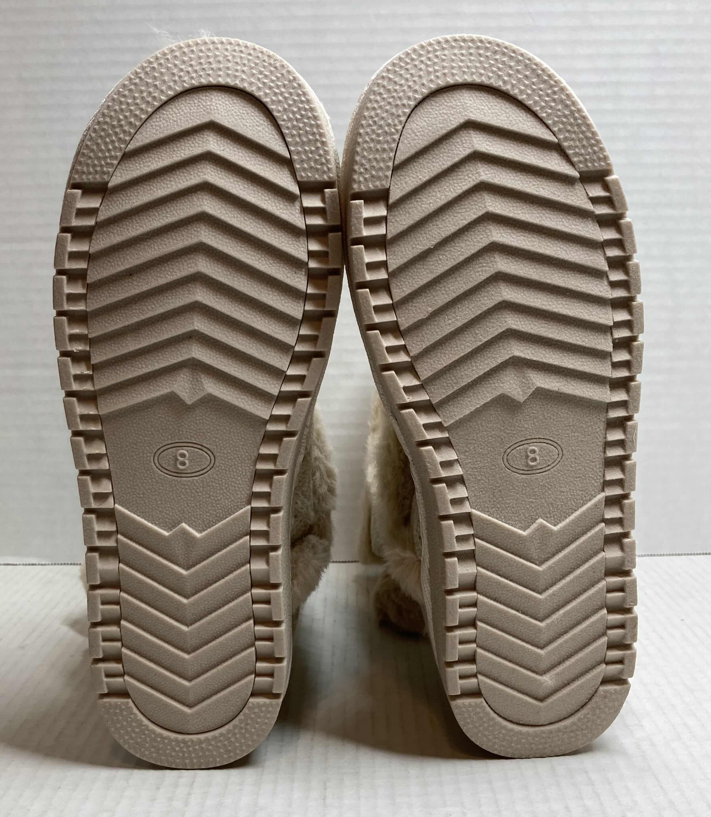 Photo 6 of NEW JUSTFAB BEIGE IDINA KNOT POM FUZZIE BOOTS WOMEN’S SIZE 8