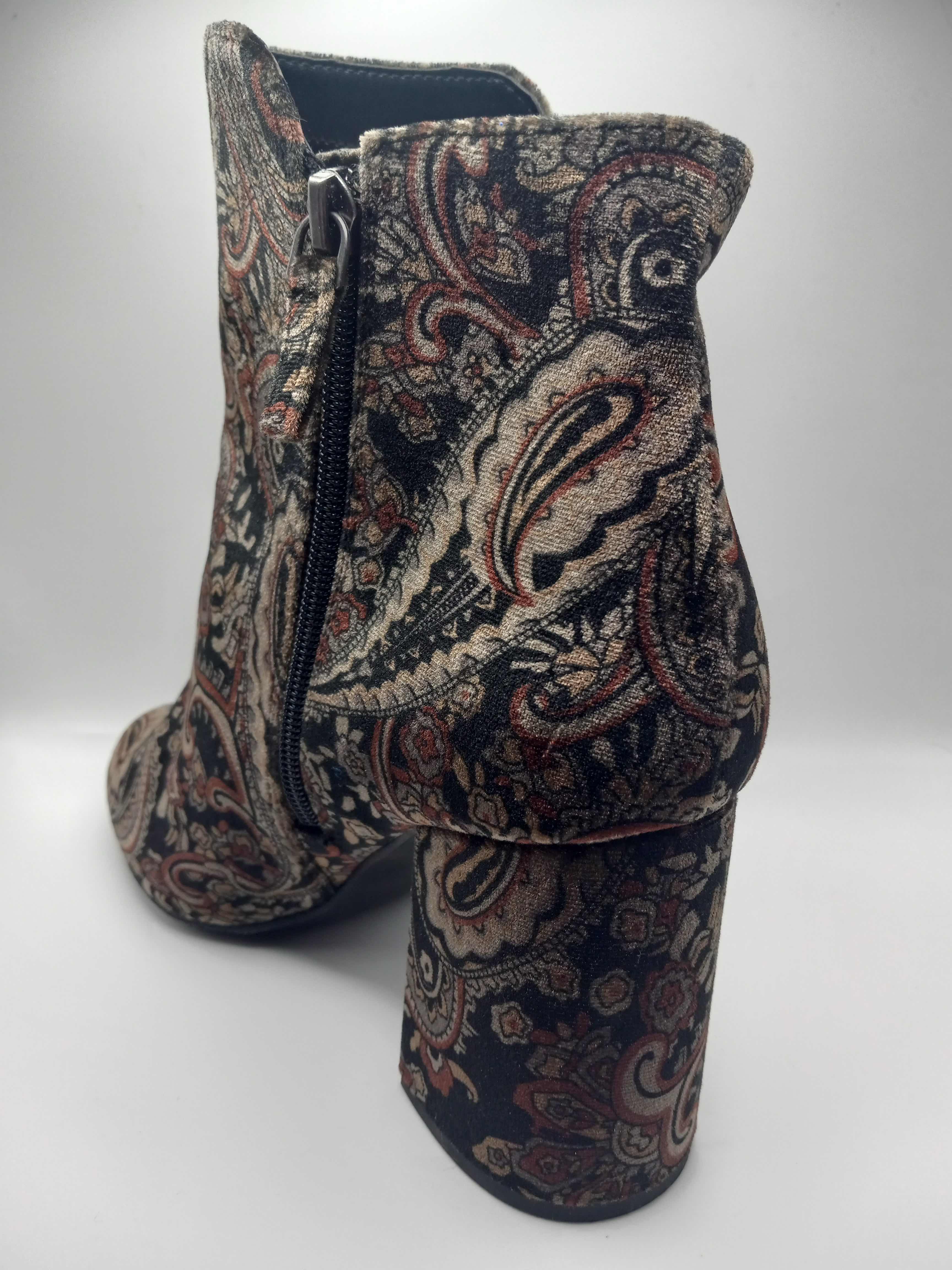Photo 1 of BP KOLO PAISLEY VELVET FLATED BLOCK HEAL ANKLE BOOTS BOOTIES WOMEN’S SIZE 8.5