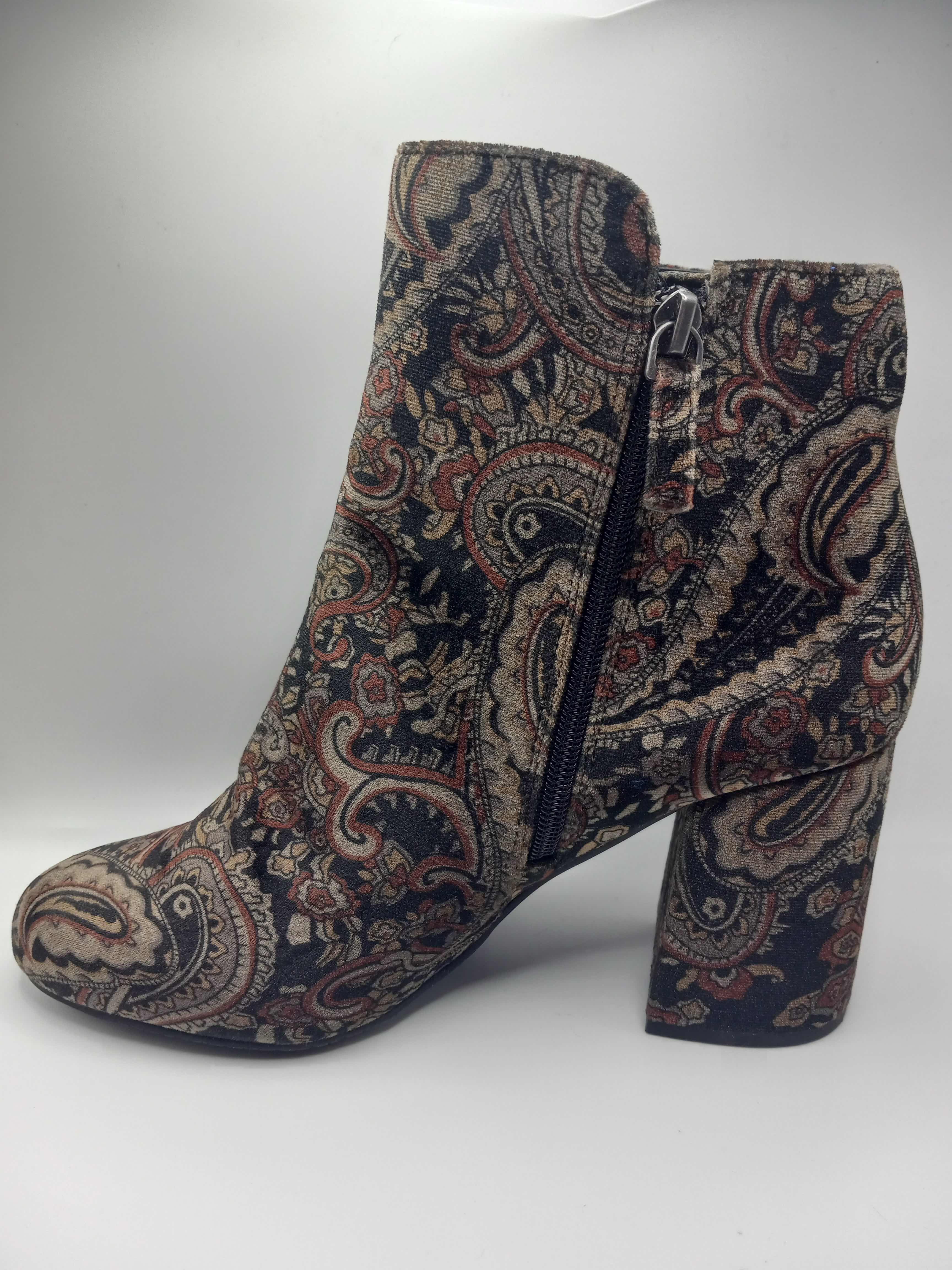 Photo 1 of BP KOLO PAISLEY VELVET FLATED BLOCK HEAL ANKLE BOOTS BOOTIES WOMEN’S SIZE 8.5