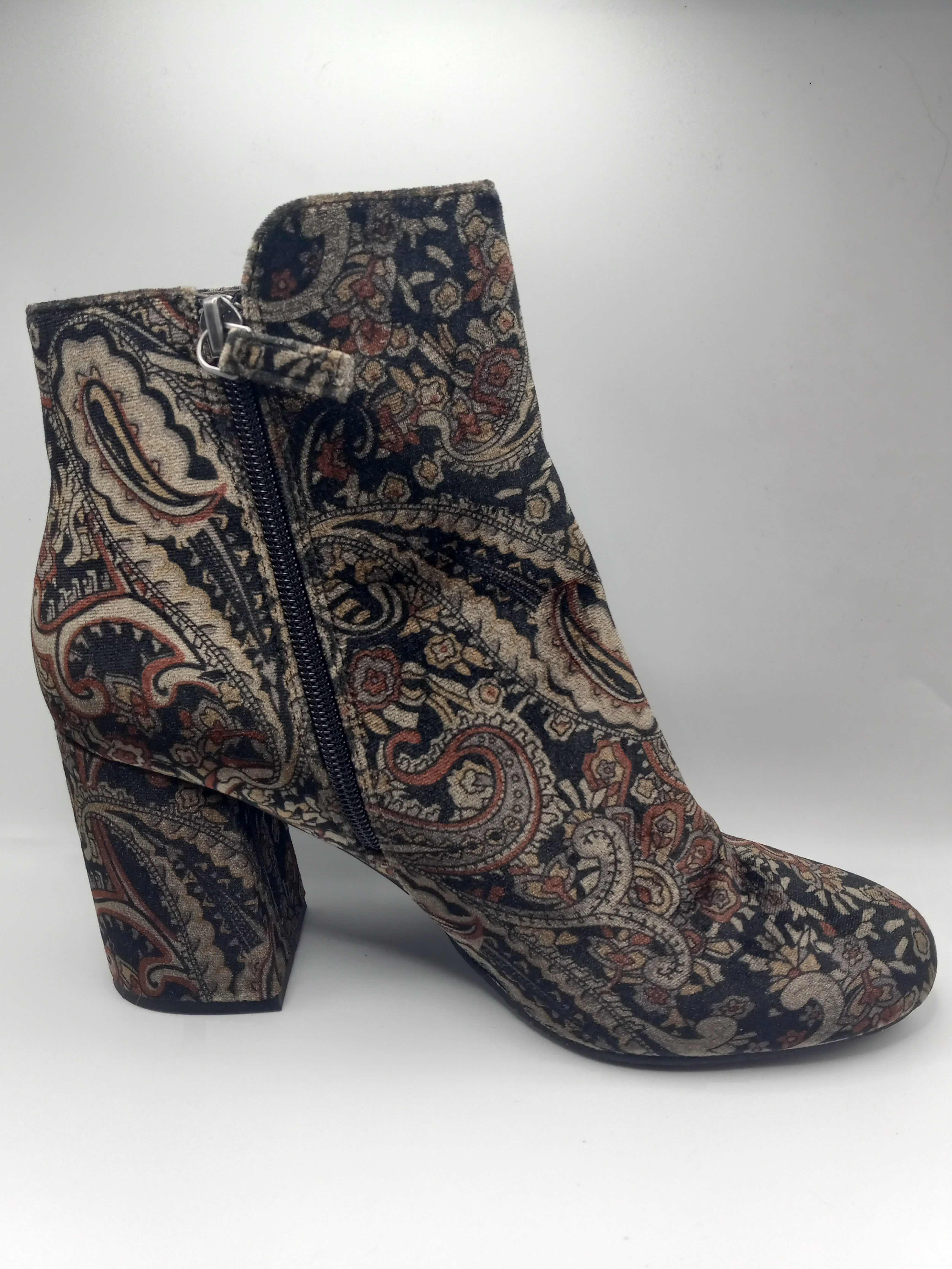 Photo 1 of BP KOLO PAISLEY VELVET FLATED BLOCK HEAL ANKLE BOOTS BOOTIES WOMEN’S SIZE 8.5