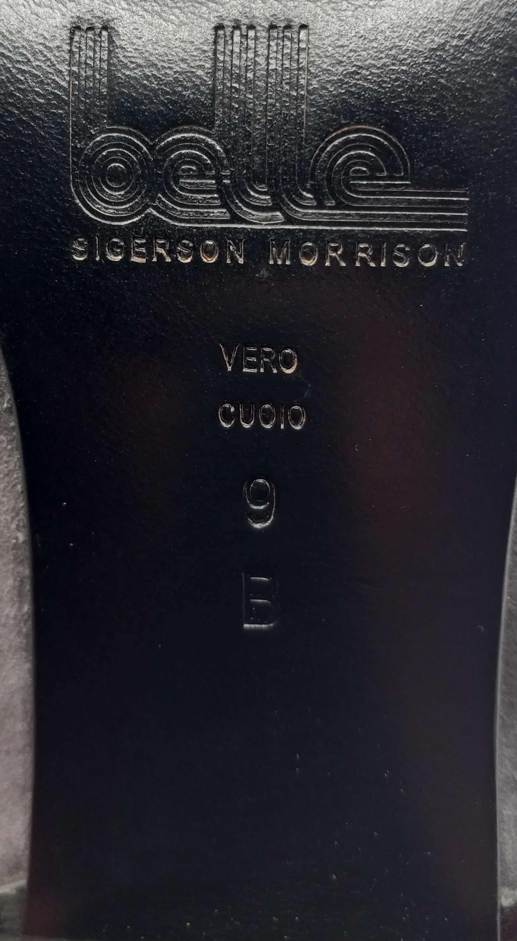 Photo 1 of BELLA SIGERSON MORRISON GRAY SUEDE WESTERN ANKLE BOOT BOOTIES WOMEN’S SIZE 9