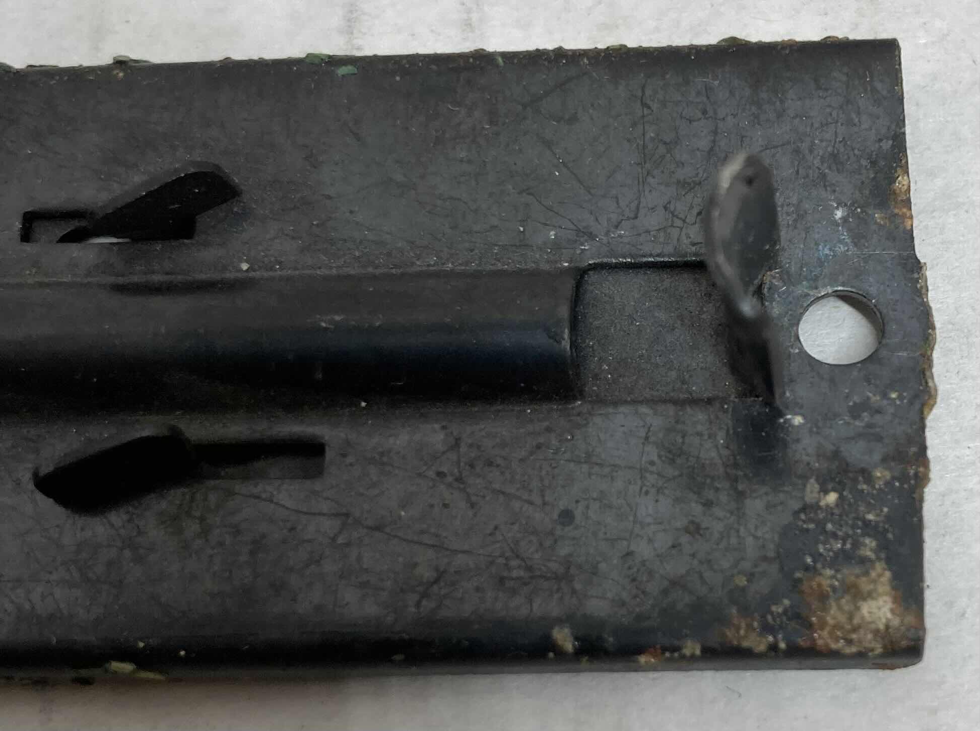 Photo 1 of LIONEL TRAINS 3434-100 LOW BRIGE SIGNEL SET O & O27 GUAGE