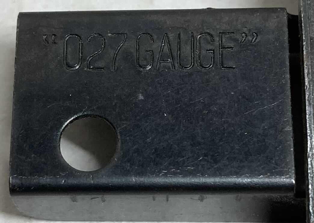 Photo 1 of LIONEL TRAINS 3434-100 LOW BRIGE SIGNEL SET O & O27 GUAGE