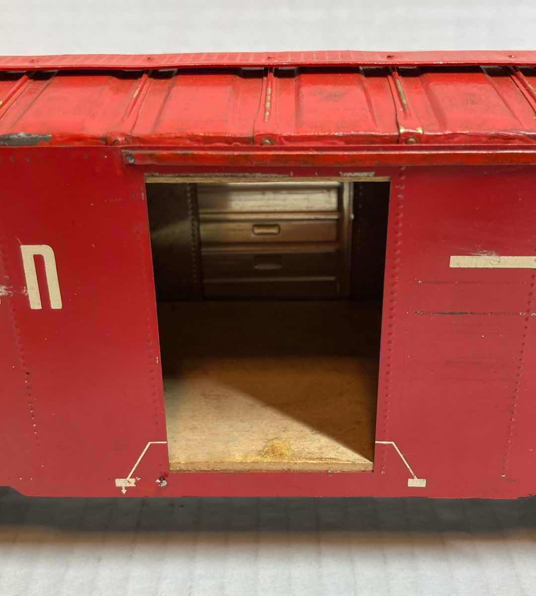 Photo 1 of LIONEL TRAINS CB&Q 62533 BURLINGTON ROUTE TRAIN CAR