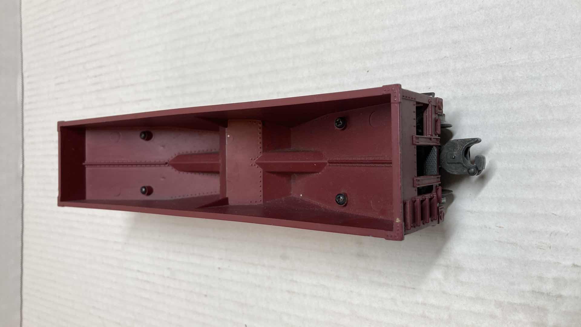 Photo 1 of LIONEL TRAINS 6456 LEHIGH VALLEY TRAIN CAR 1948