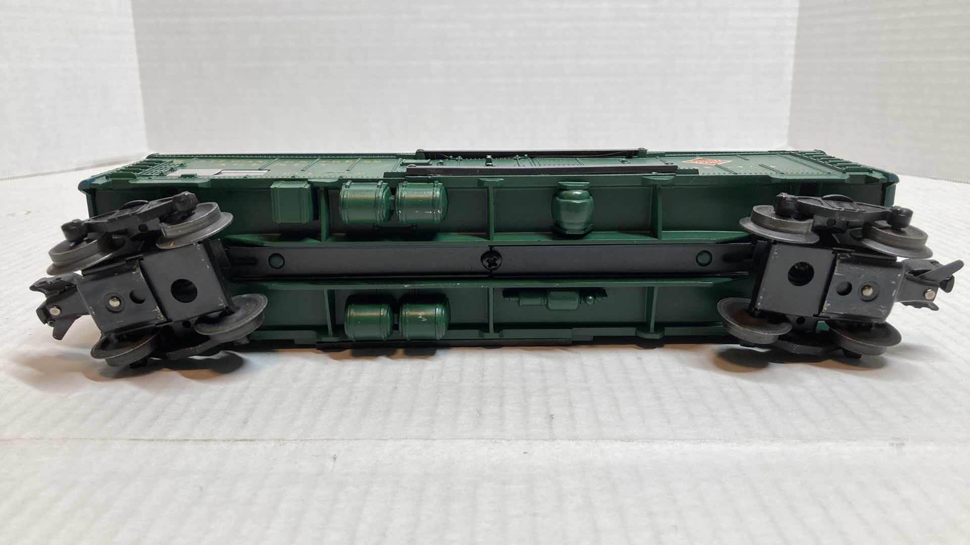 Photo 1 of LIONEL TRAINS 6572 RAILWAY EXPRESS AGENCY REFRIGERATOR TRAIN CAR 1958-1959