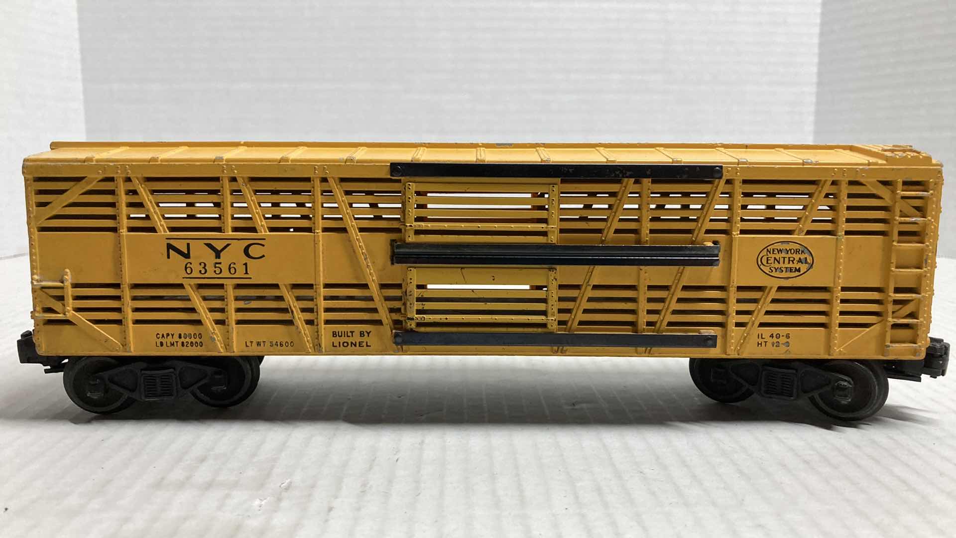 Photo 1 of LIONEL NEW YORK CENTRAL DUAL LEVEL STOCK CAR 63561