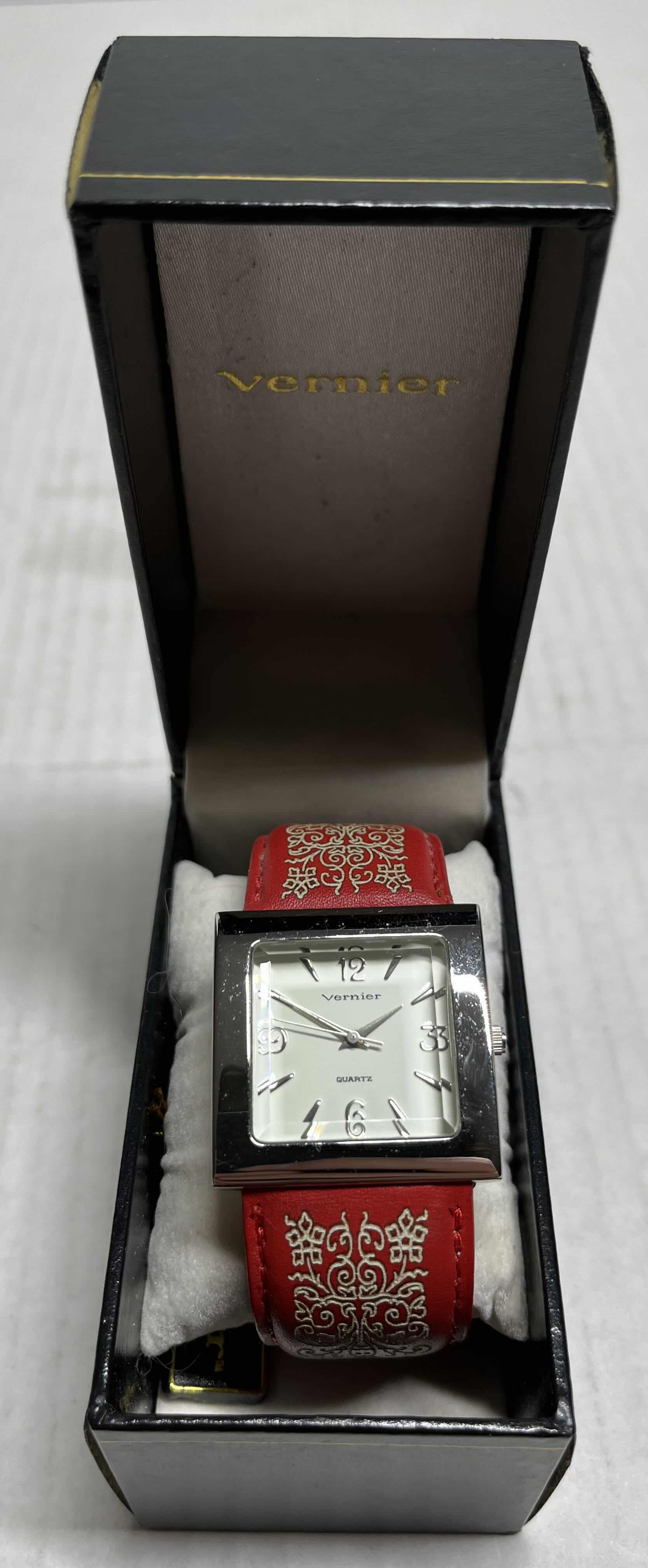 Photo 1 of VERNIER BY 7 WEST BANGLE STYLE WOMENS ANALOG WATCH W BEVELED CRYSTAL & GENUINE LEATHER BANGLE STRAP, STYLE #50020