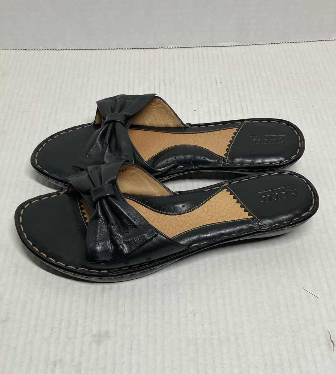 Photo 1 of BORN BLACK LEATHER BOW SLIDE SANDALS WOMAN’S SIZE 9