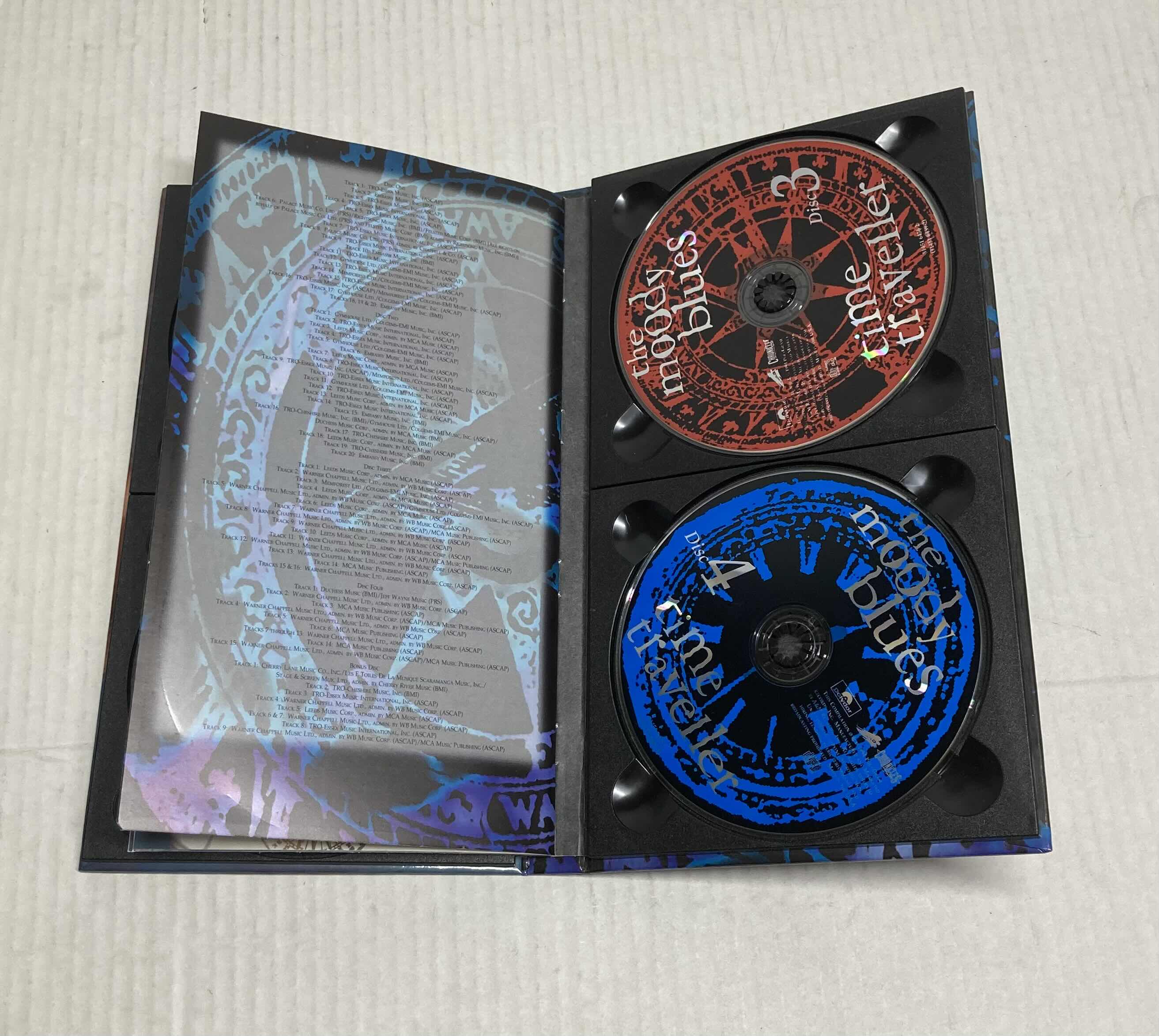 Photo 1 of THE MOODY BLUES TIME TRAVELER DISC SET