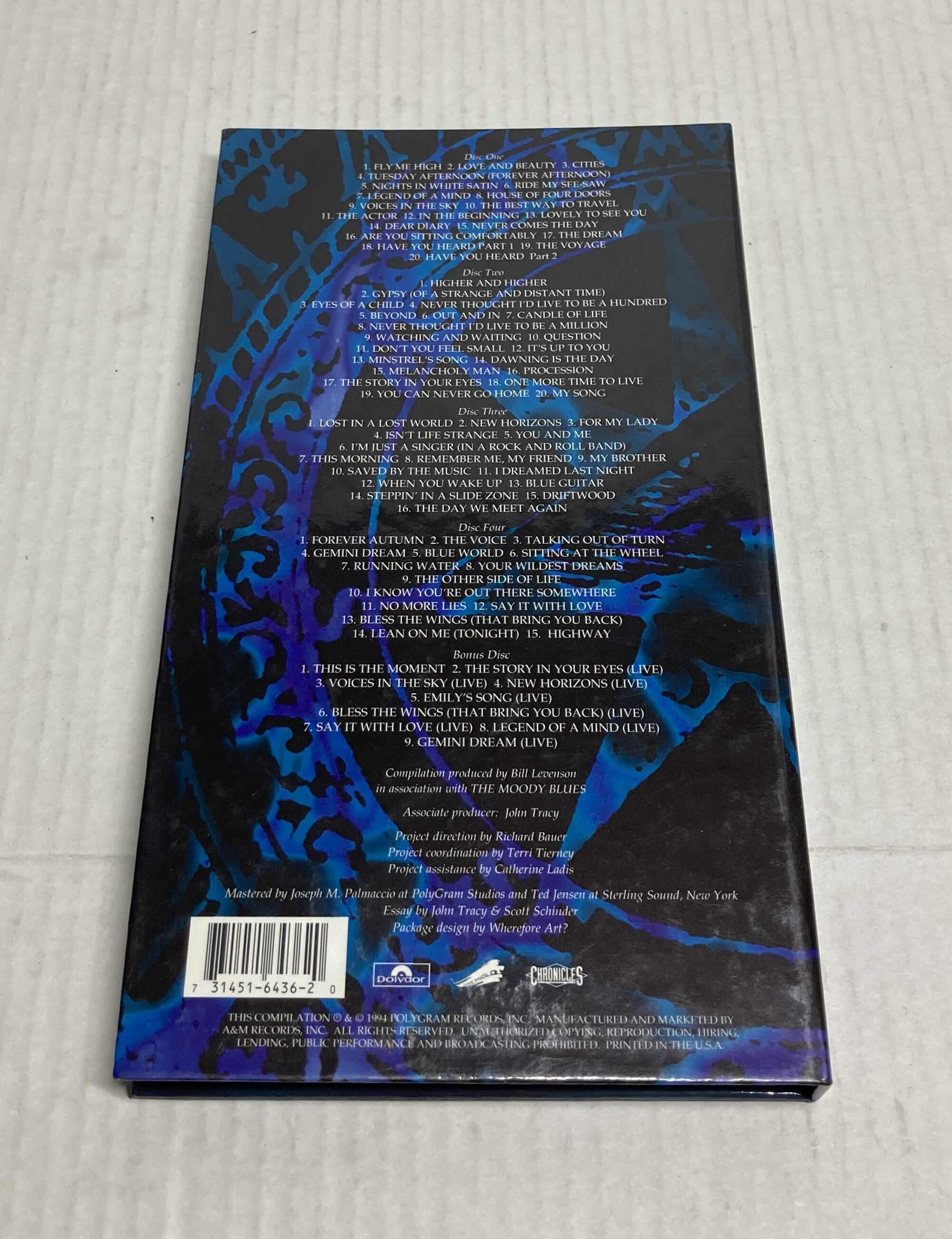 Photo 2 of THE MOODY BLUES TIME TRAVELER DISC SET