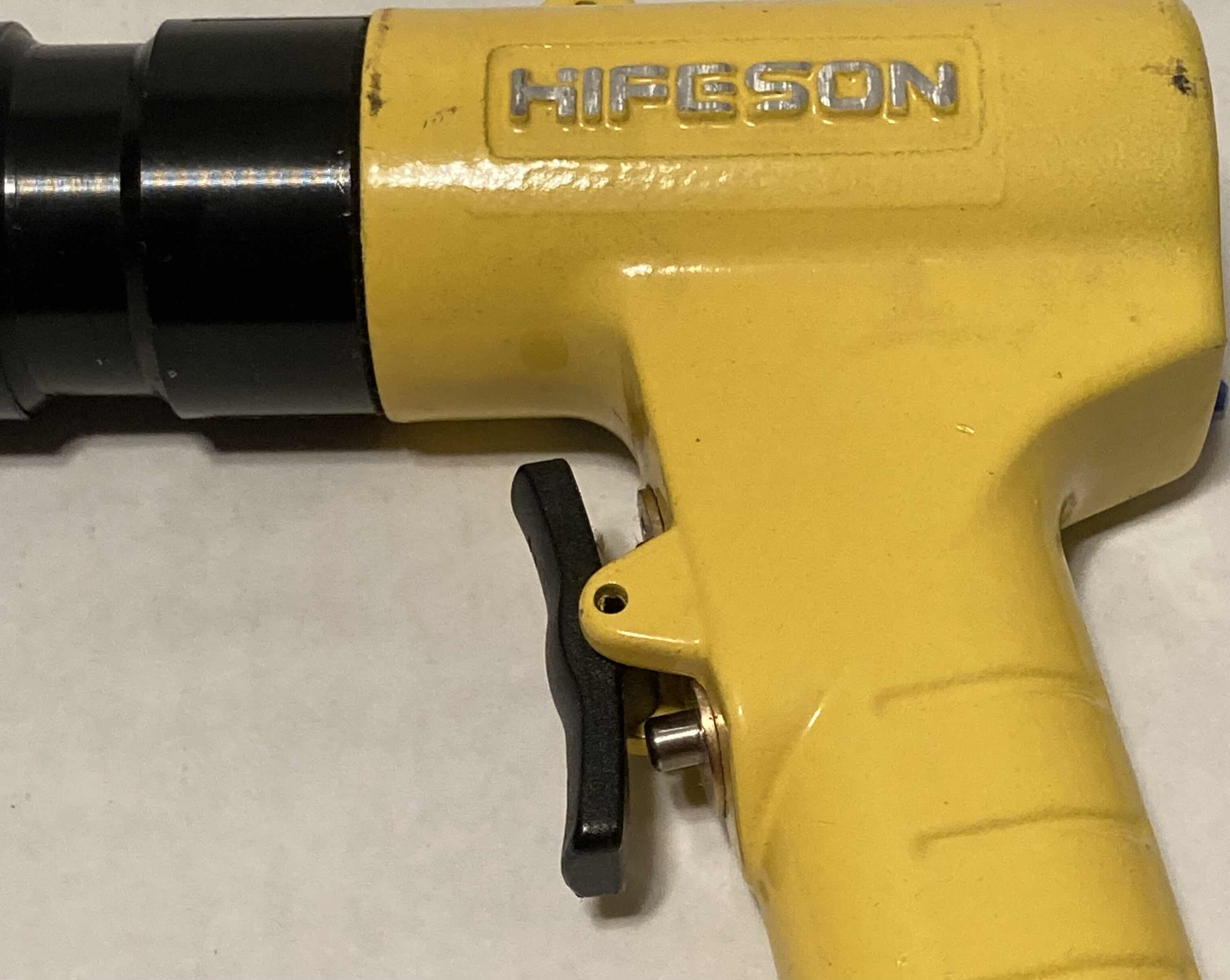 Photo 1 of HIFESON PNEUMATIC RIVNUT GUN M8 & M10 400RPM