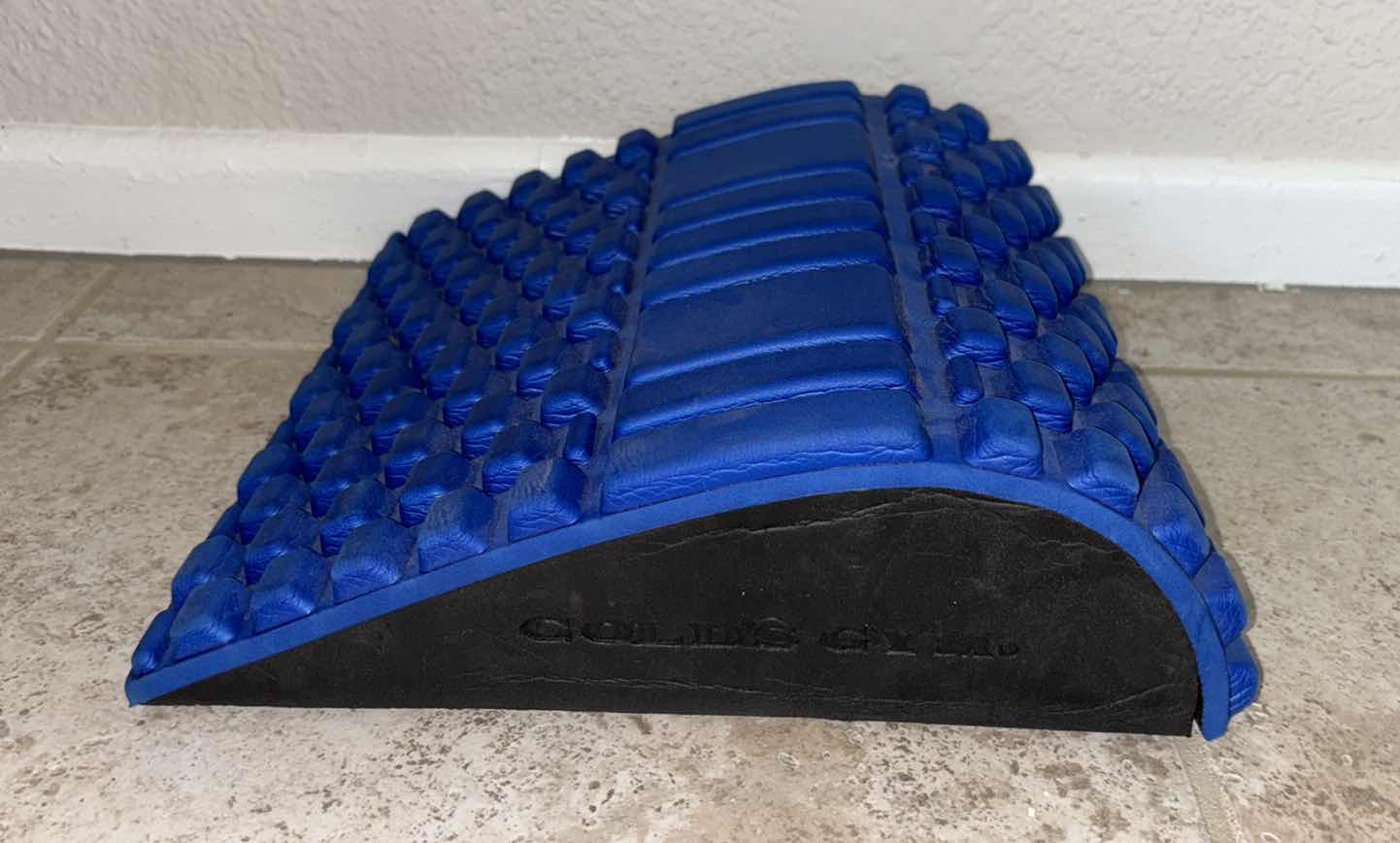 View 1 of GOLDS GYM TEXTURED BACK RELIEVER W COMPACT DESIGN 4.39” X 14.30” H12.32”
