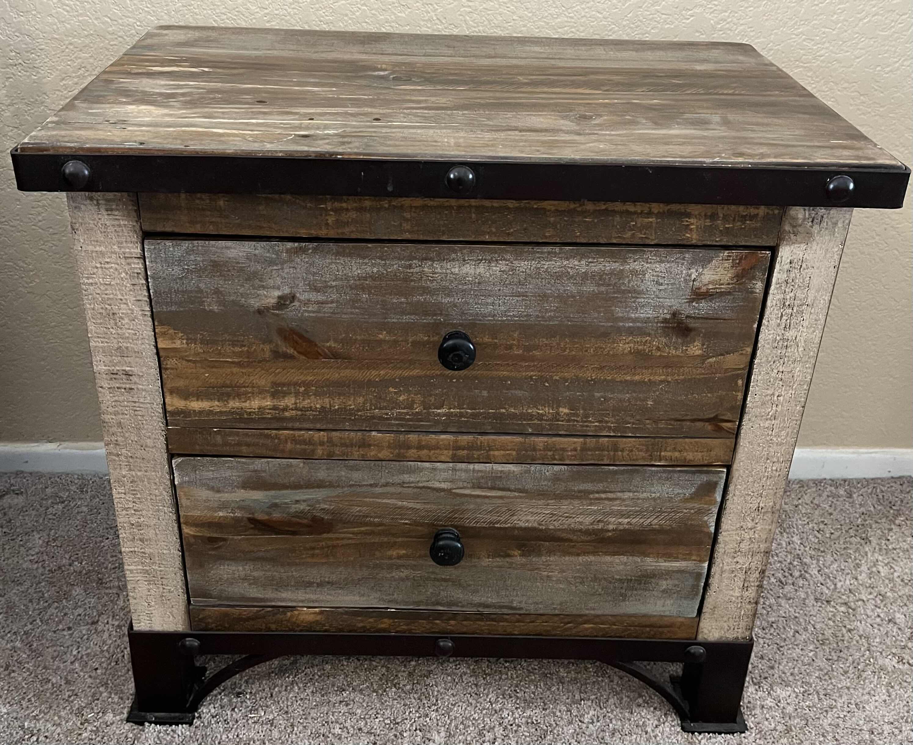 Photo 1 of INTERNATIONAL FURNITURE DIRECT ANTIQUE BARNWOOD RUSTIC NIGHTSTAND SIDE TABLE 28” X 16.5” H26”