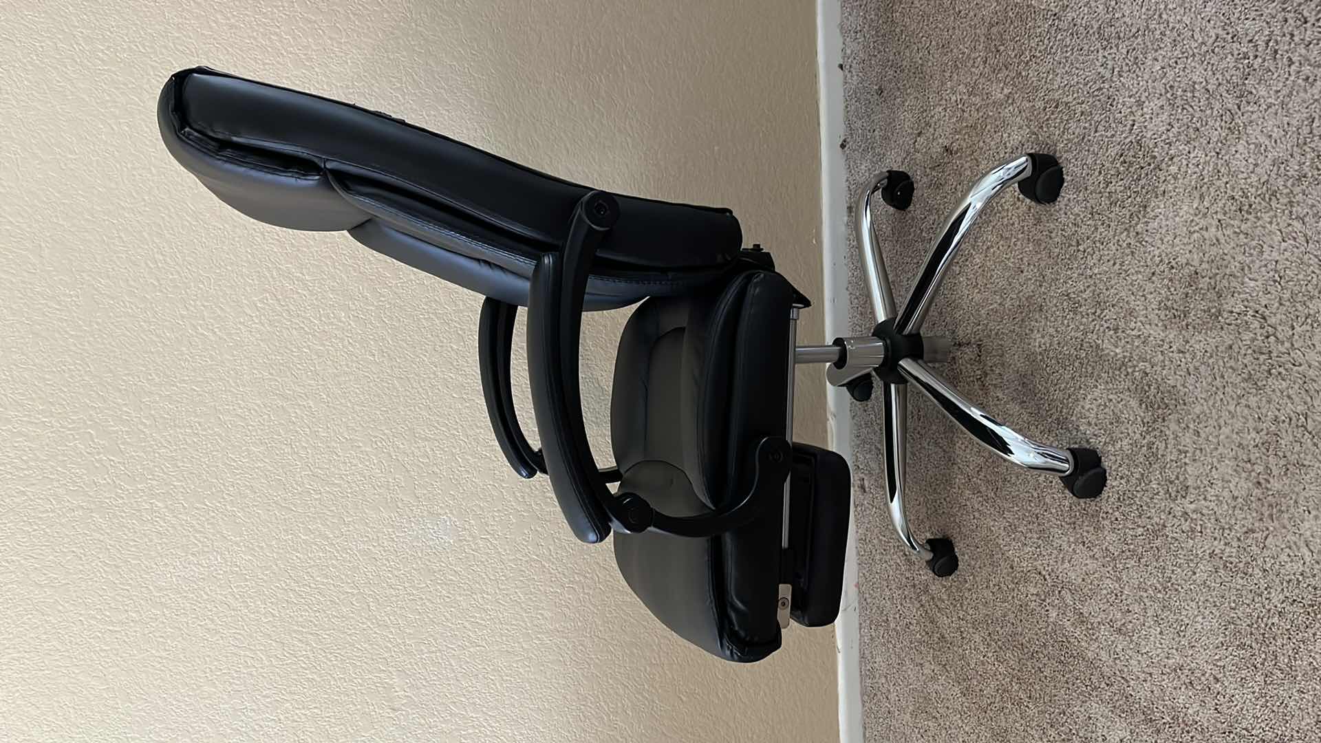 Photo 1 of COASTER FINE FURNITURE BLACK LEATHER HIGH BACK ERGONOMIC ROLLING OFFICE CHAIR W INCREMENTAL FOOT REST 27.5” X 25.25” H43”