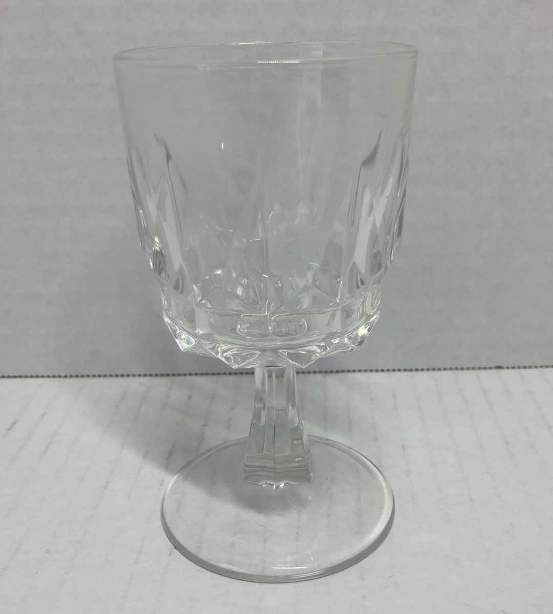 Photo 1 of ARCOROC FRANCE CRYSTAL CLEAR WINE GLASSES (SET OF 8) H5”