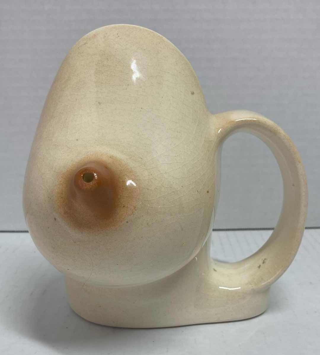 Photo 1 of VINTAGE GAG BREAST CERAMIC CREAMER MUG H5”