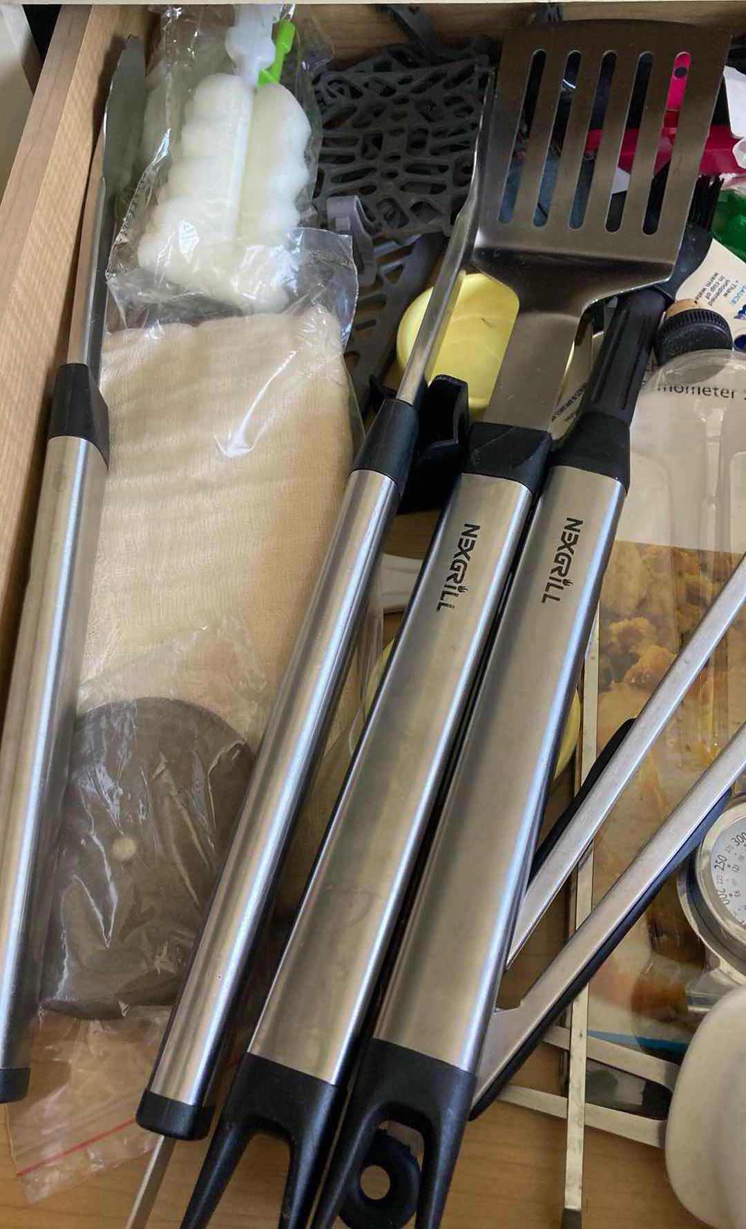 Photo 1 of CONTENTS OF DRAWER-KITCHEN UTENSILS & ACCESSORIES