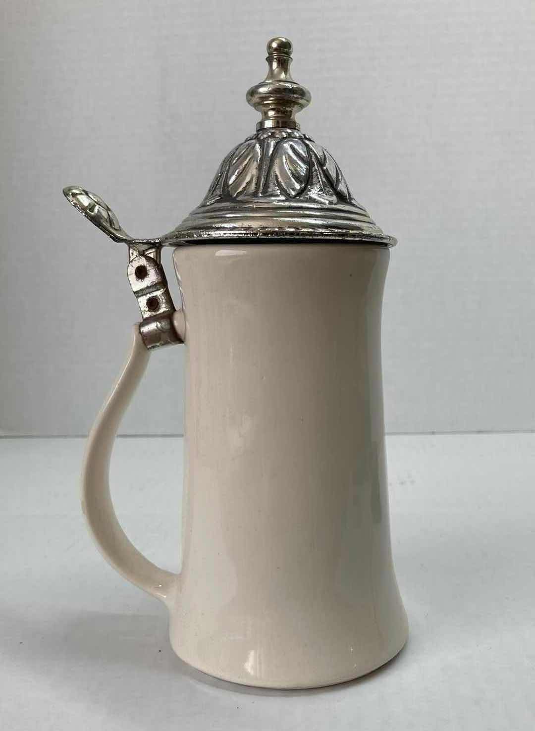 Photo 1 of MCCOY MID-CENTURY “OLD COACH HOUSE STRATFORD” CERAMIC BEER STEIN W PEWTER LID H9”