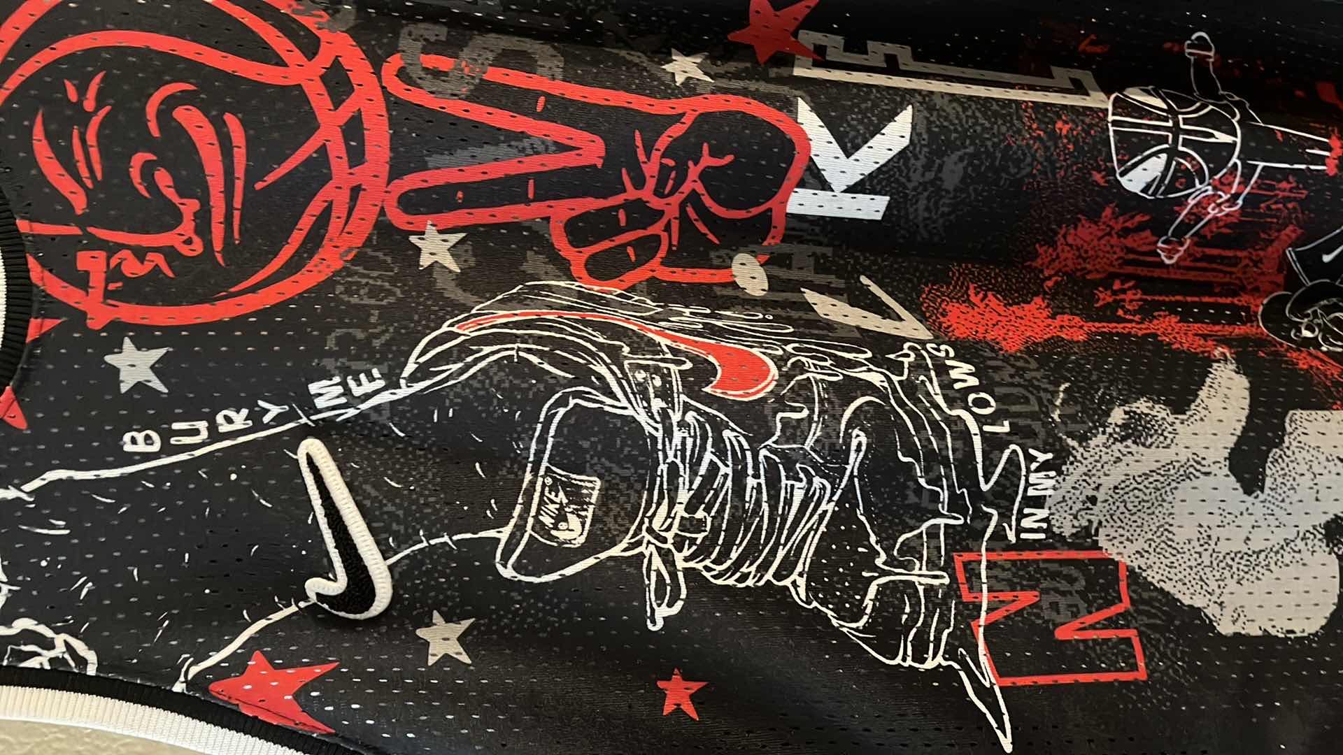 Photo 1 of NIKE BURY ME IN MY LOWS BASKETBALL JERSEY TANK TOP MENS LG