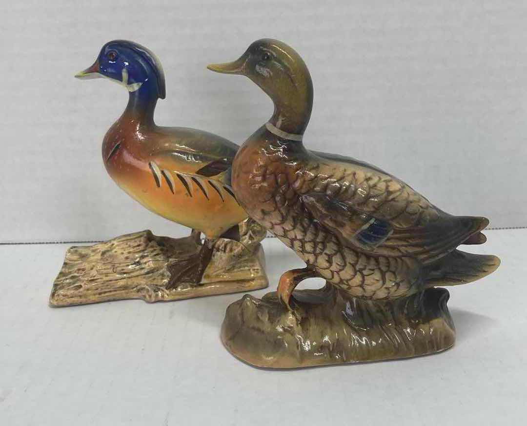 Photo 1 of WOOD DUCK & MALLARD CERAMIC FIGURINE H5”