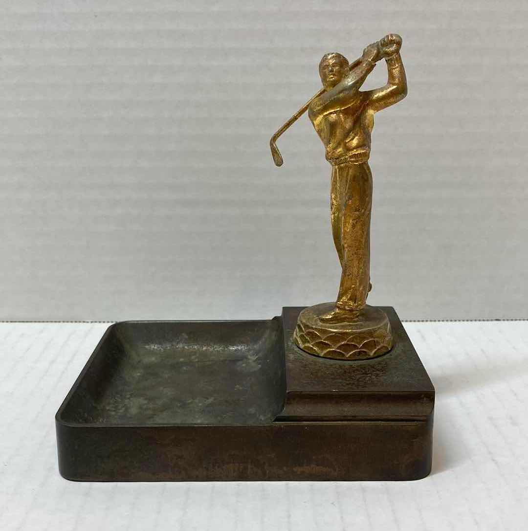 Photo 1 of VINTAGE GLEN & CHETS LAKE SHORE TOURNEY BRONZE GOLFER DESK CHANGE HOLDER