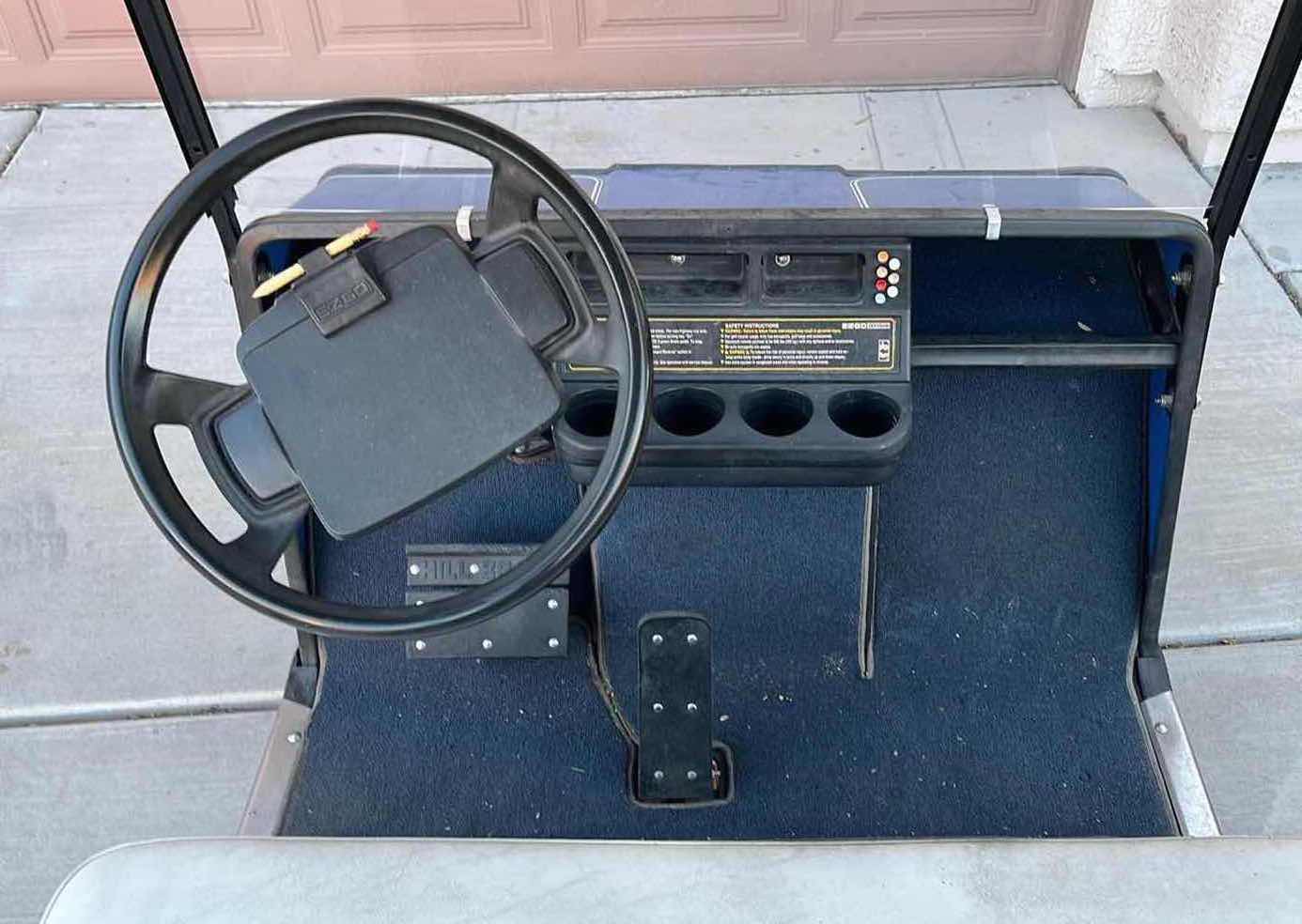 View 5 of EZGO TEXTRON FREEDOM GOLF CART YR.90s MANUFACTURER NO. A2090 SERIAL NO. 572692 W E-SERIES SCR BATTERY CHARGER (READ NOTES)