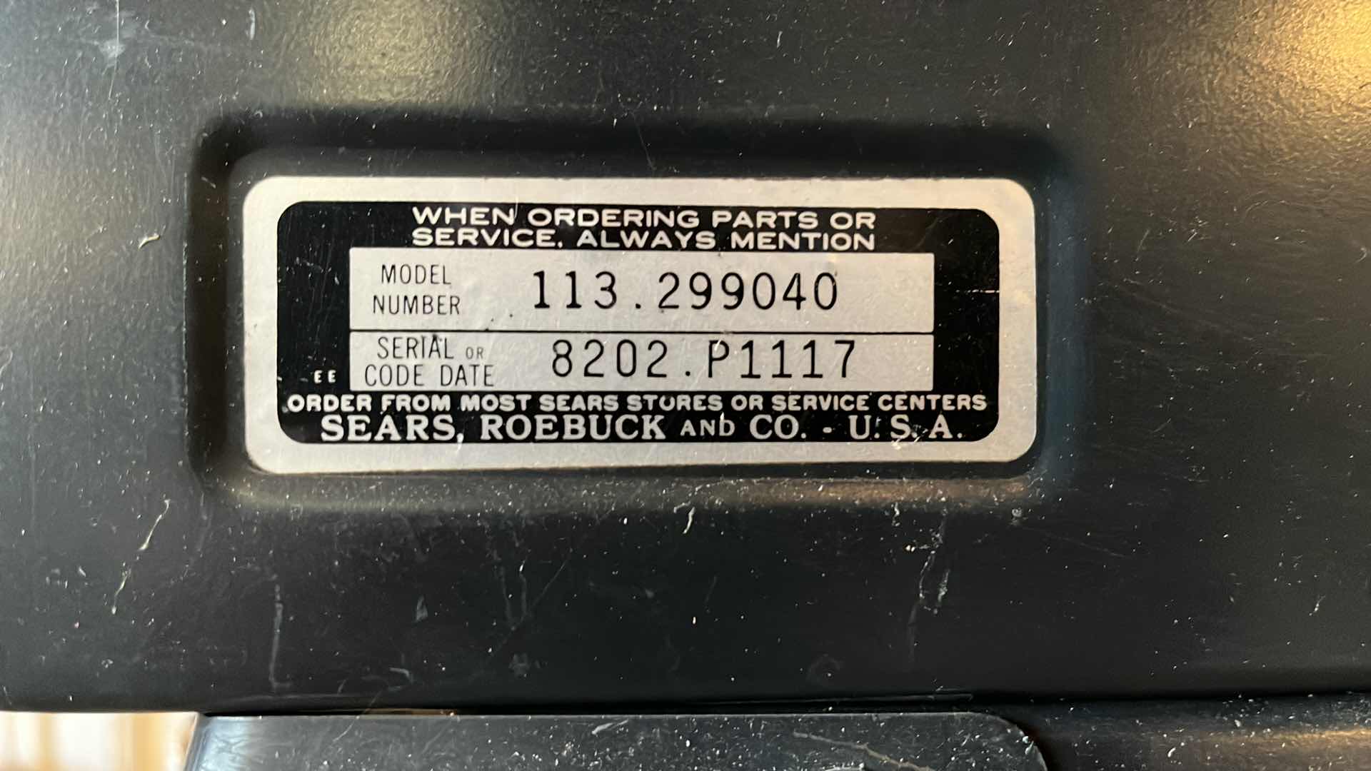 Photo 1 of SEARS ROEBUCK CO. TABLE SAW MODEL 113.299040 48" X 37.5" H36.5"