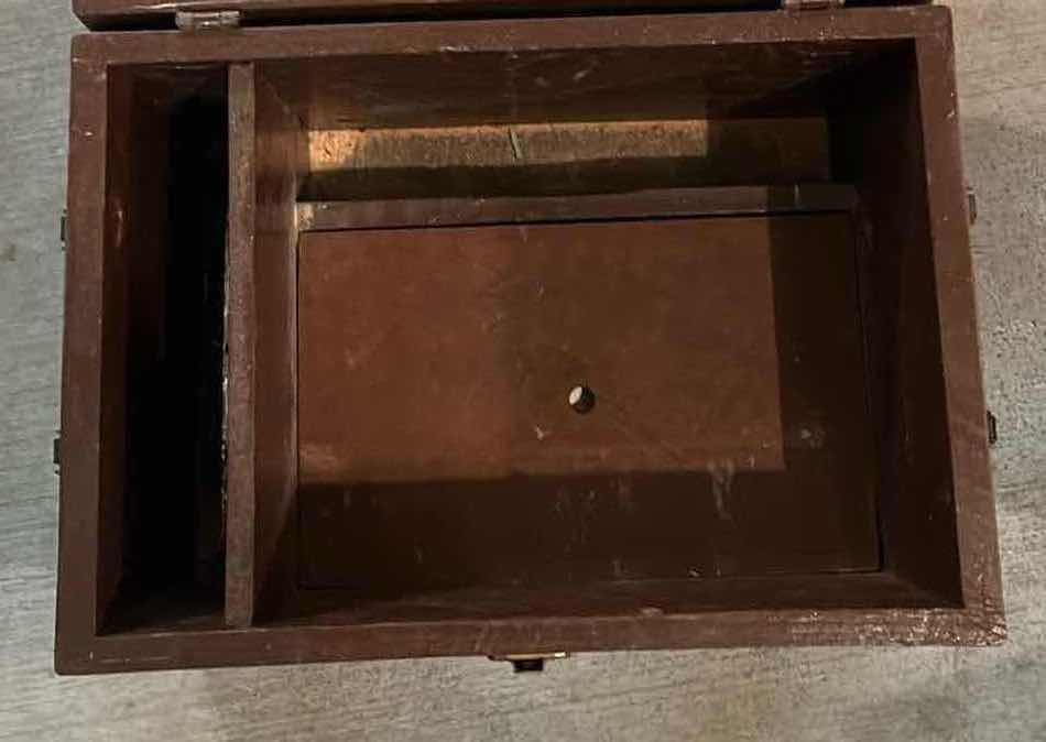 Photo 1 of SEARS CRAFTSMAN 7.5” CIRCULAR SAW W CUSTOM MADE WOOD CHEST 18” X 12” H13”