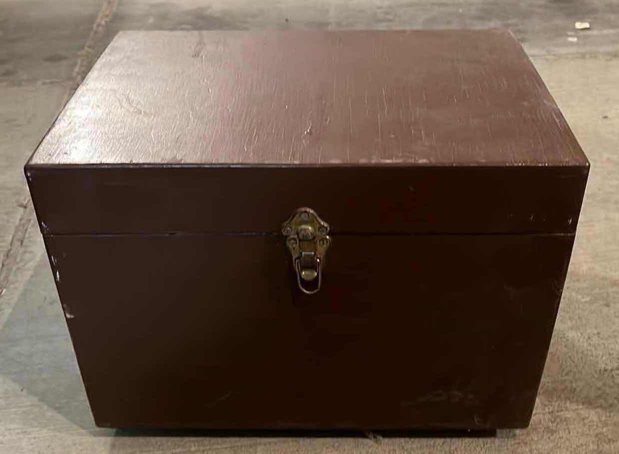 Photo 1 of SEARS CRAFTSMAN 7.5” CIRCULAR SAW W CUSTOM MADE WOOD CHEST 18” X 12” H13”