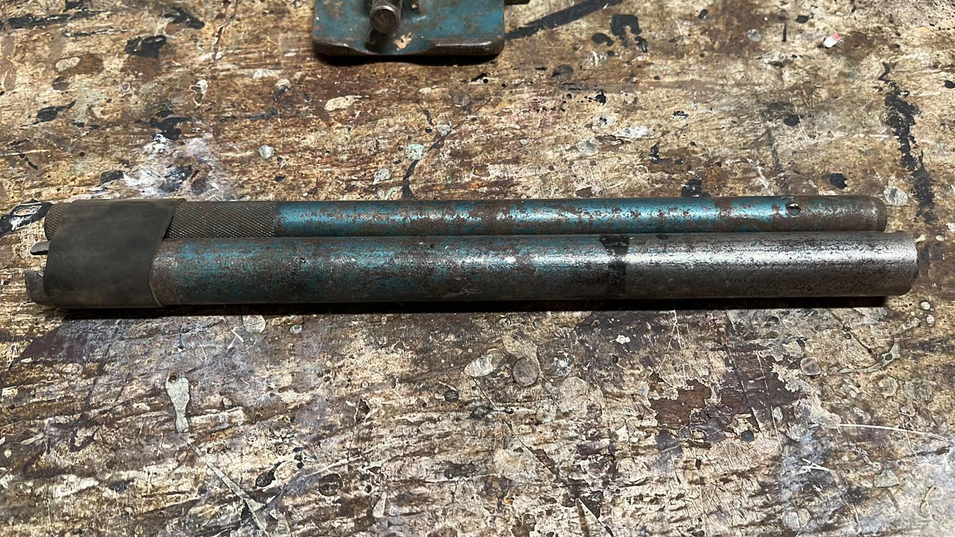 Photo 1 of SEARS 1.5 TON HYDRAULIC HAND JACK