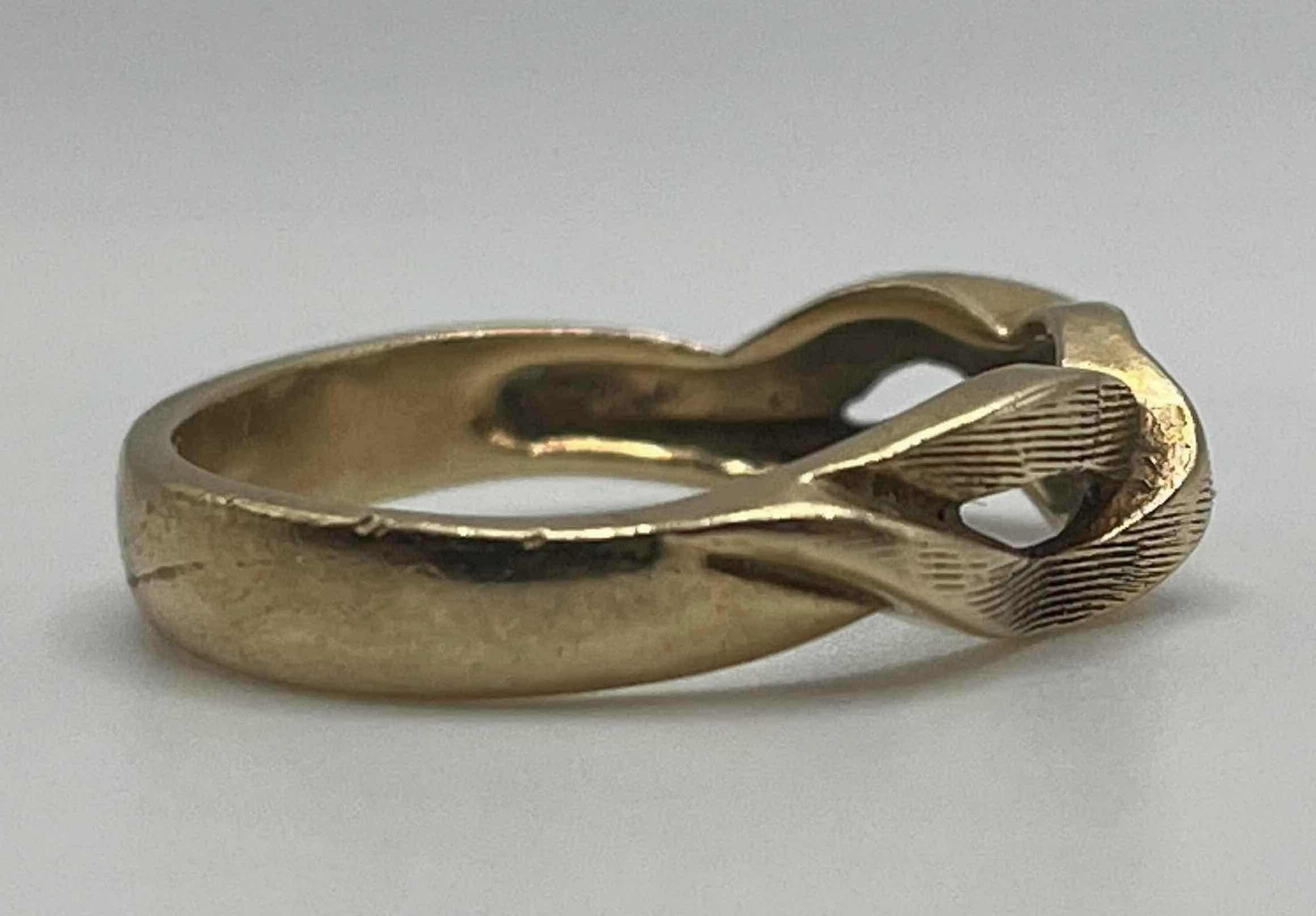Photo 1 of GOLD RING CELTIC TWIST DESIGN 14K BAND 5.1GRAMS MENS SIZE 13-14