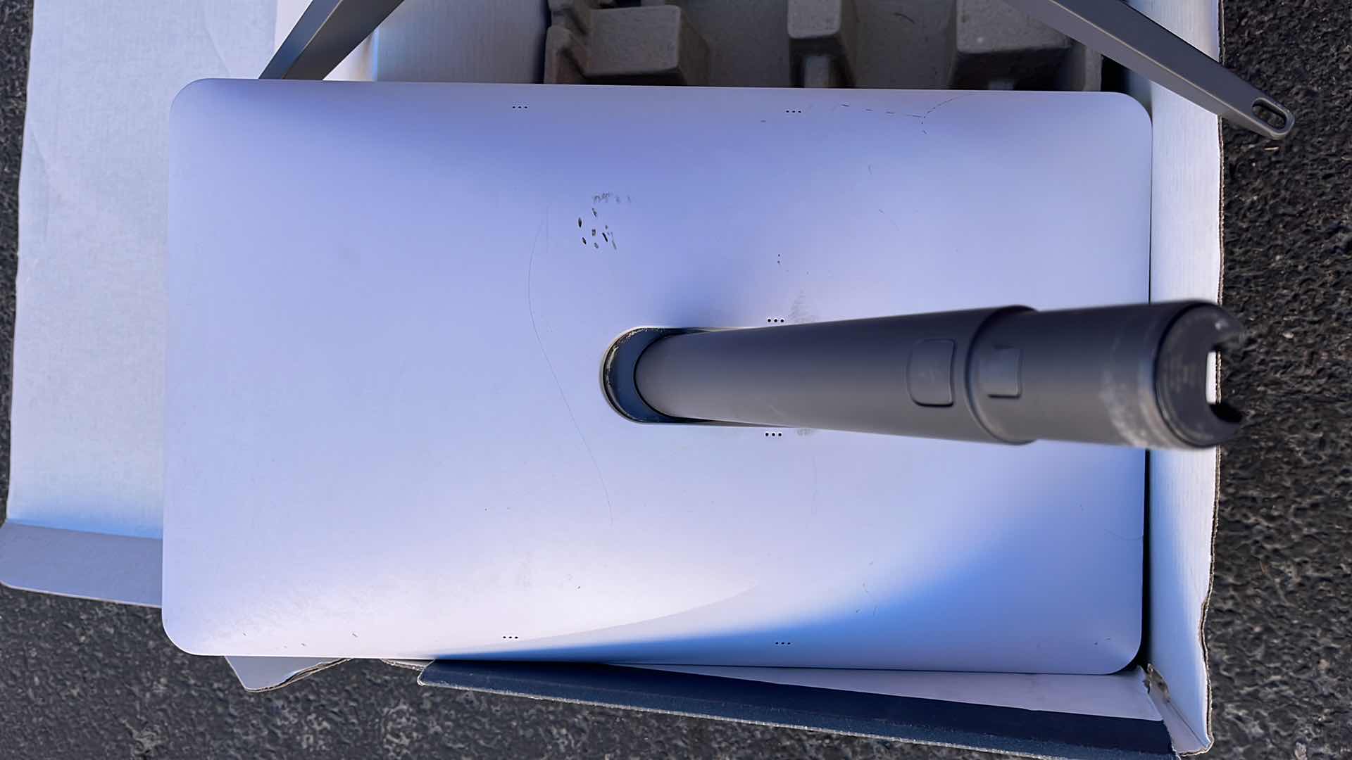 Photo 1 of SPACEX STARLINK SATELLITE INTERNET DISH & ROUTER MODEL UTR-211