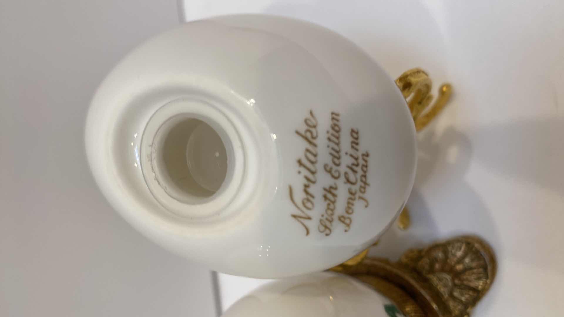 Photo 1 of 7 VINTAGE EGGS WITH STANDS AND TRINKET DISH (4 EGGS NORITAKE)