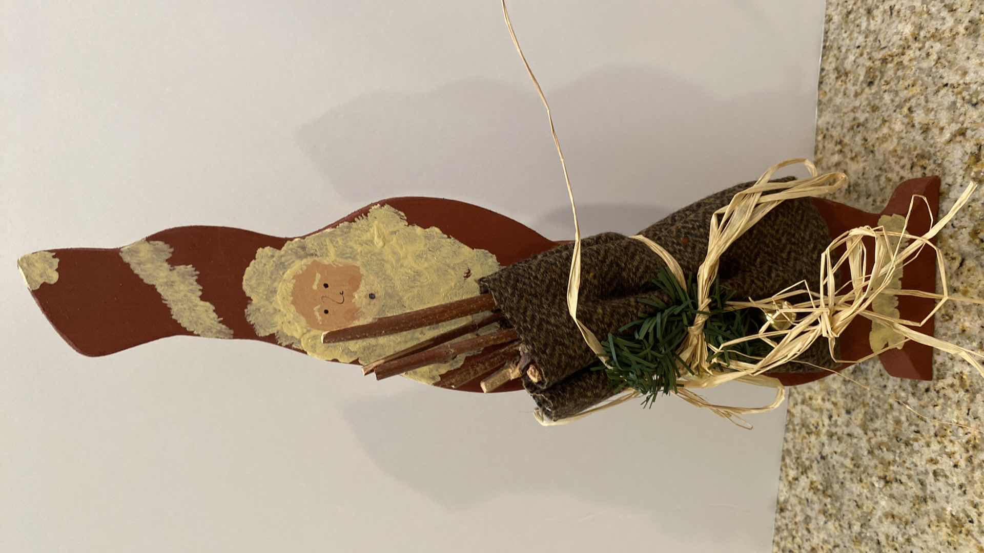 Photo 6 of 11- HOME DECOR ASSORTMENT. HARD ROCK PIN, HOLIDAY, GREENERY