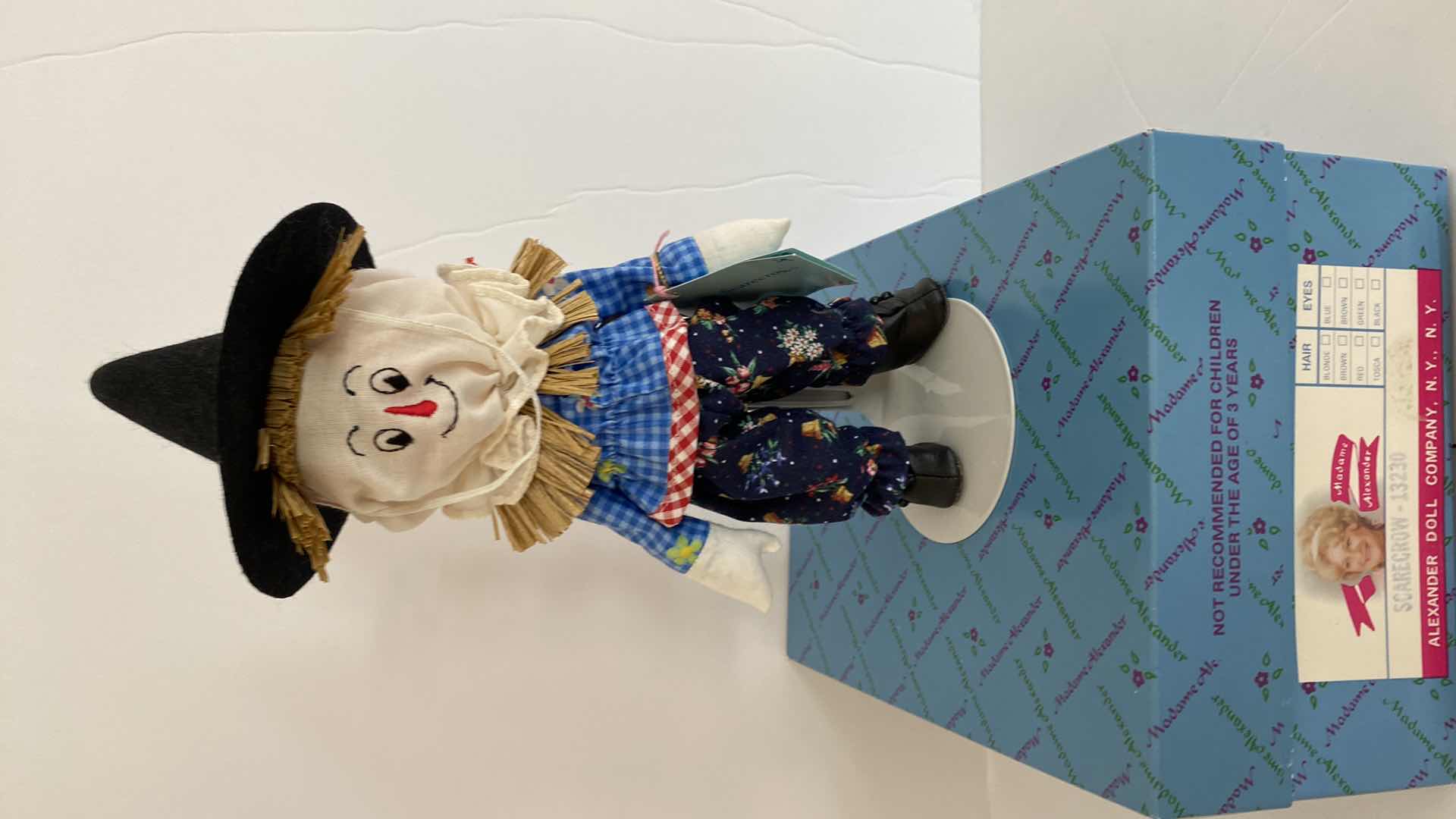 Photo 1 of VINTAGE MADAME ALEXANDER DOLL WIZARD OF OZ 13230 STORYBOOK LITERATURE H8” WITH BOX