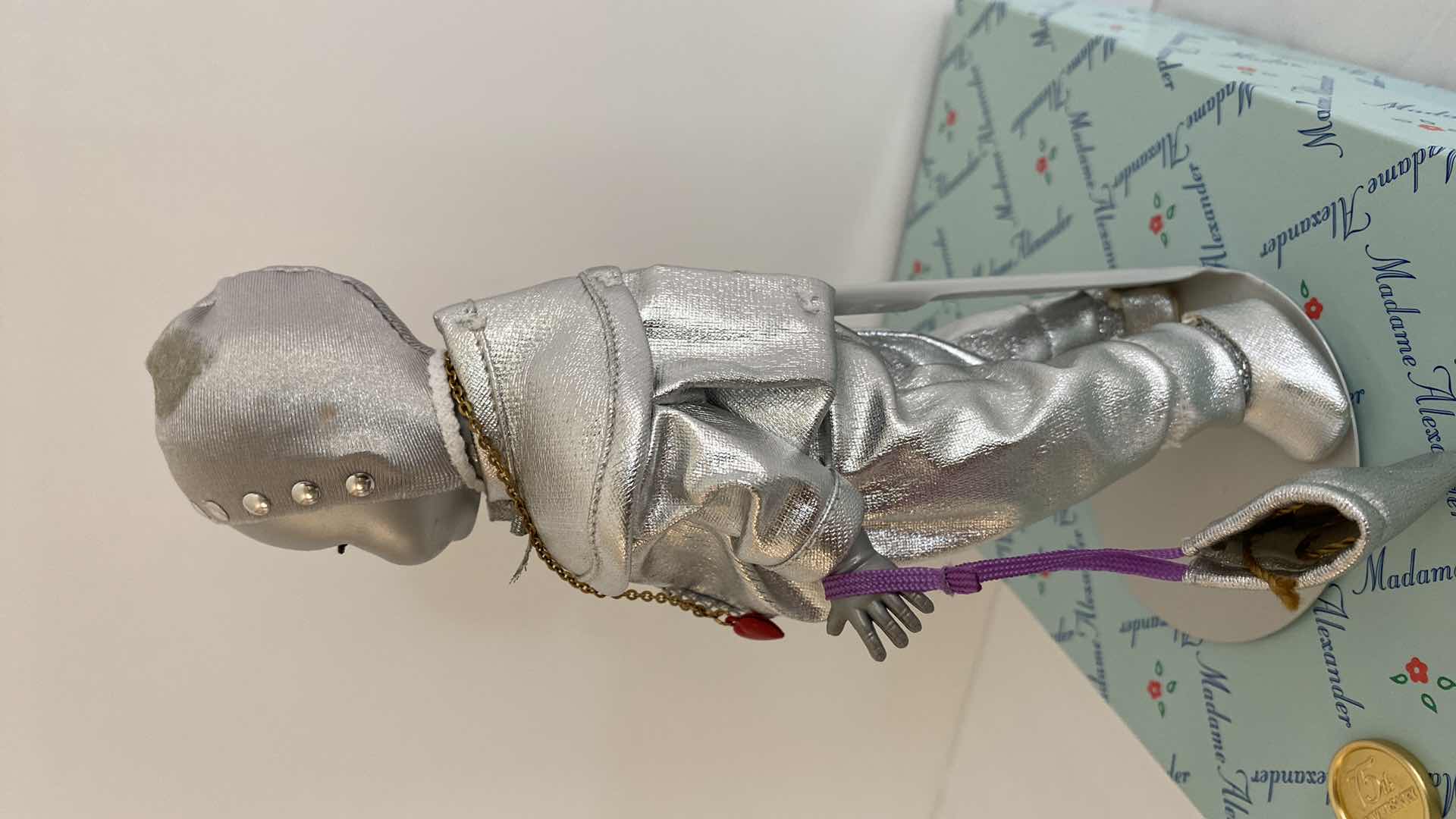 Photo 1 of VINTAGE MADAME ALEXANDER WIZARD OF OZ TIN WOODMAN 13210 H8” WITH BOX