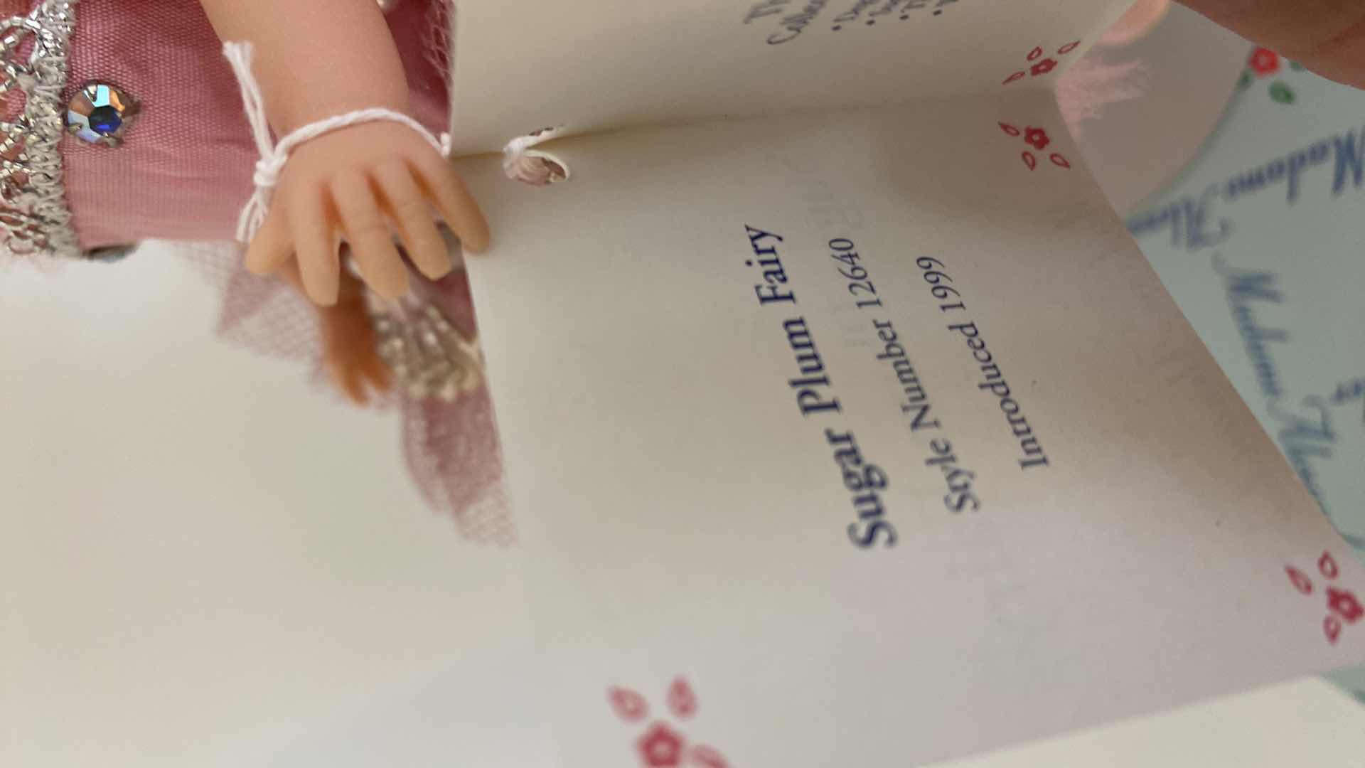 Photo 1 of MADAME ALEXANDER COLLECTIBLE INTRODUCED 1999 SUGAR PLUM FAIRY 12640 FROM FAO SCHWARZ H8” WITH BOX