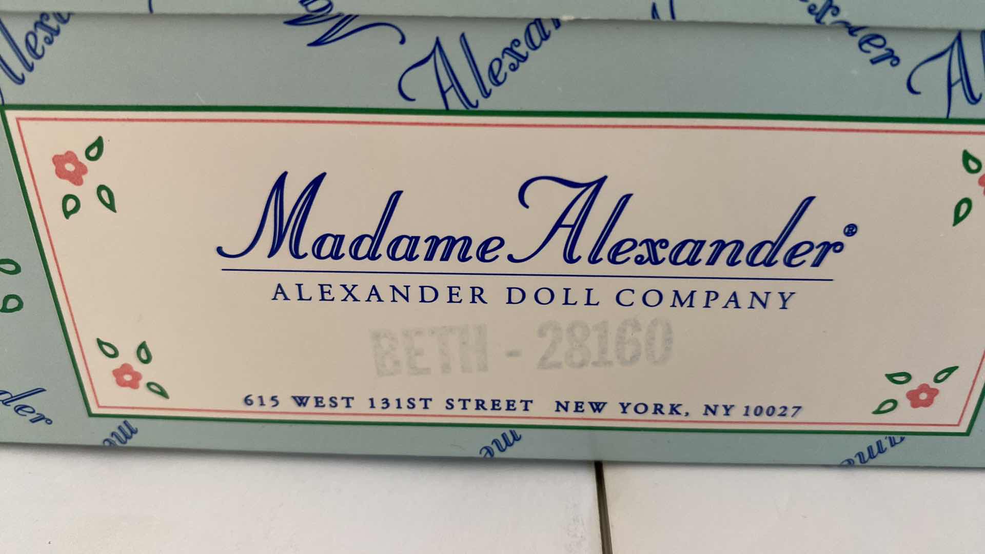 Photo 7 of MADAME ALEXANDER LITTLE WOMEN COLLECTION BETH 28160 H8” WITH BOX