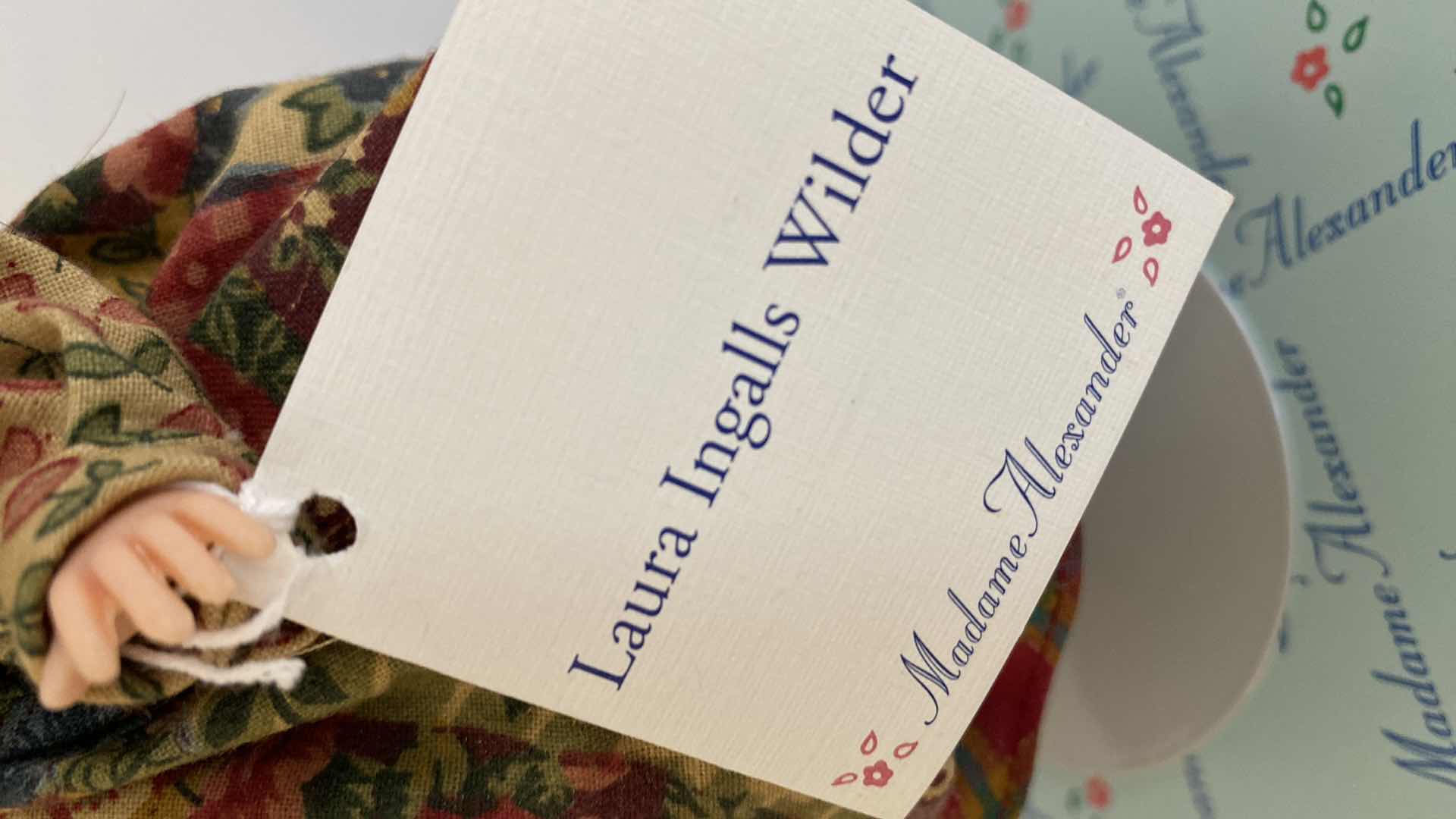 Photo 1 of MADAME ALEXANDER LAURA INGALLS WILDER 14110 COLLECTIBLE H8” WITH BOX