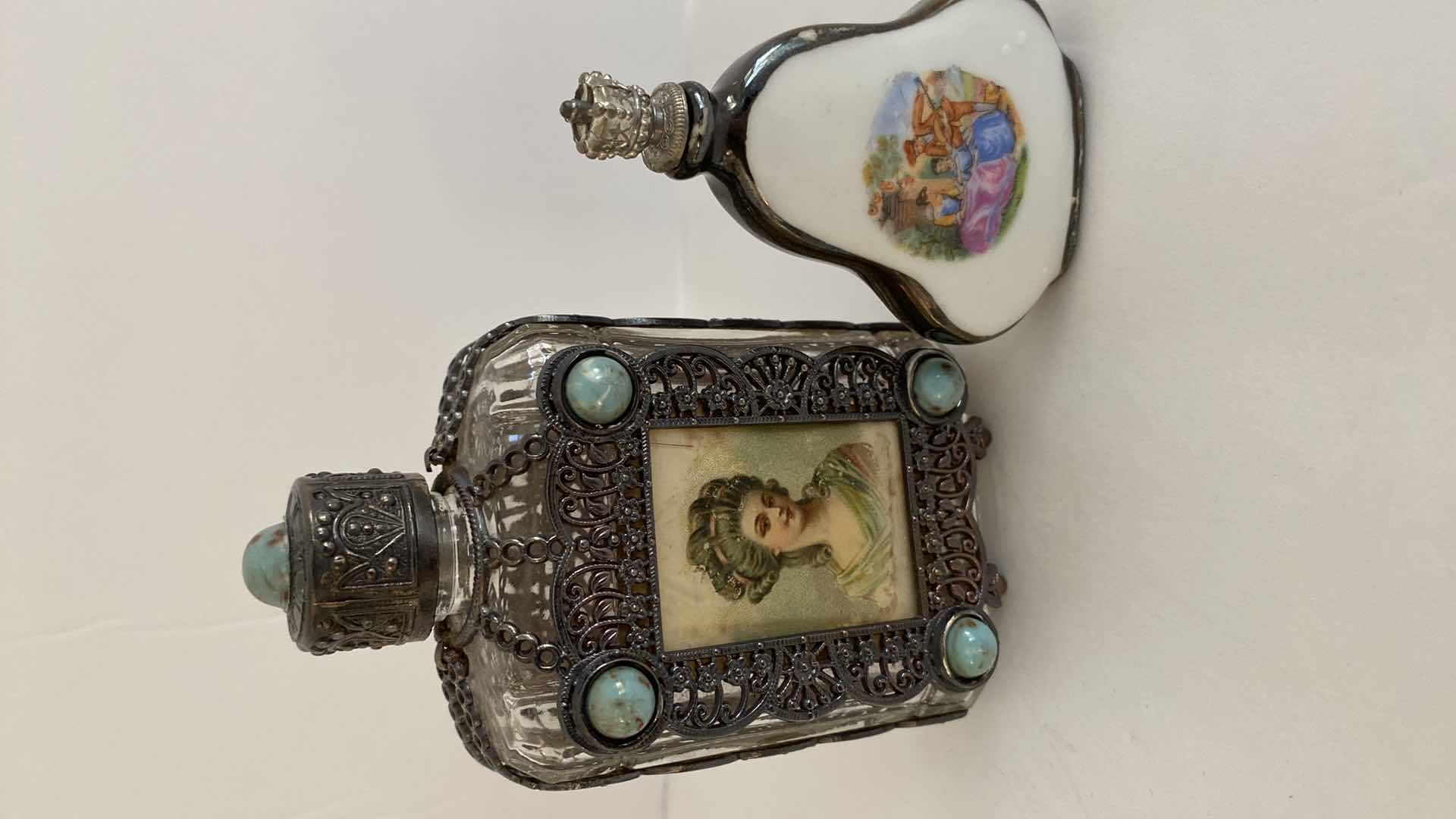 Photo 9 of PAIR OF VINTAGE GLASS PERFUME BOTTLE LARGEST 2.5 X 1.5 H4.375