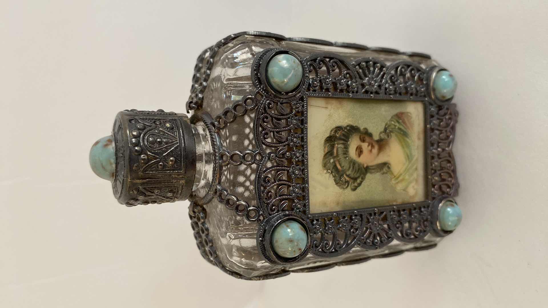 Photo 2 of PAIR OF VINTAGE GLASS PERFUME BOTTLE LARGEST 2.5 X 1.5 H4.375