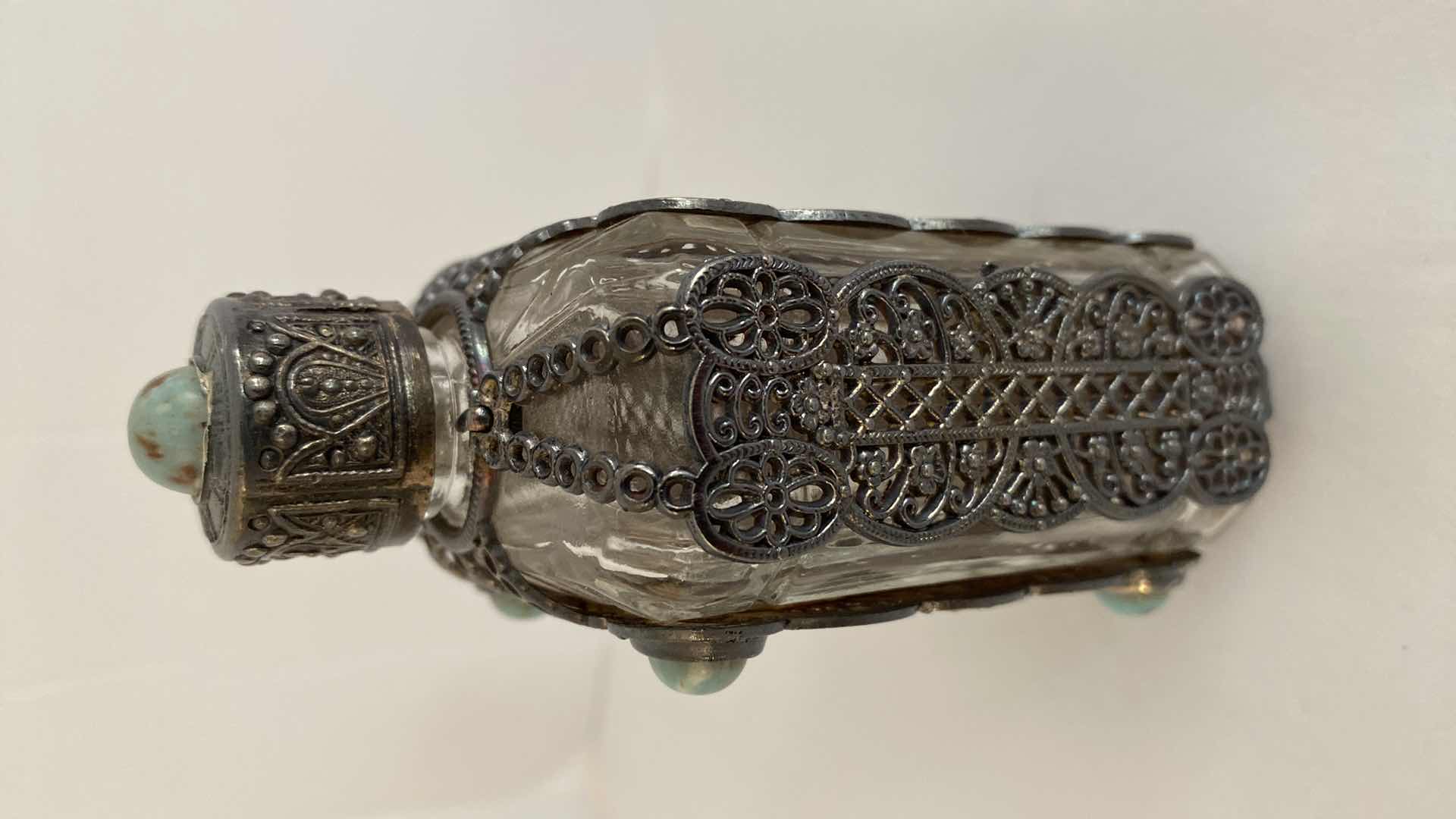 Photo 3 of PAIR OF VINTAGE GLASS PERFUME BOTTLE LARGEST 2.5 X 1.5 H4.375