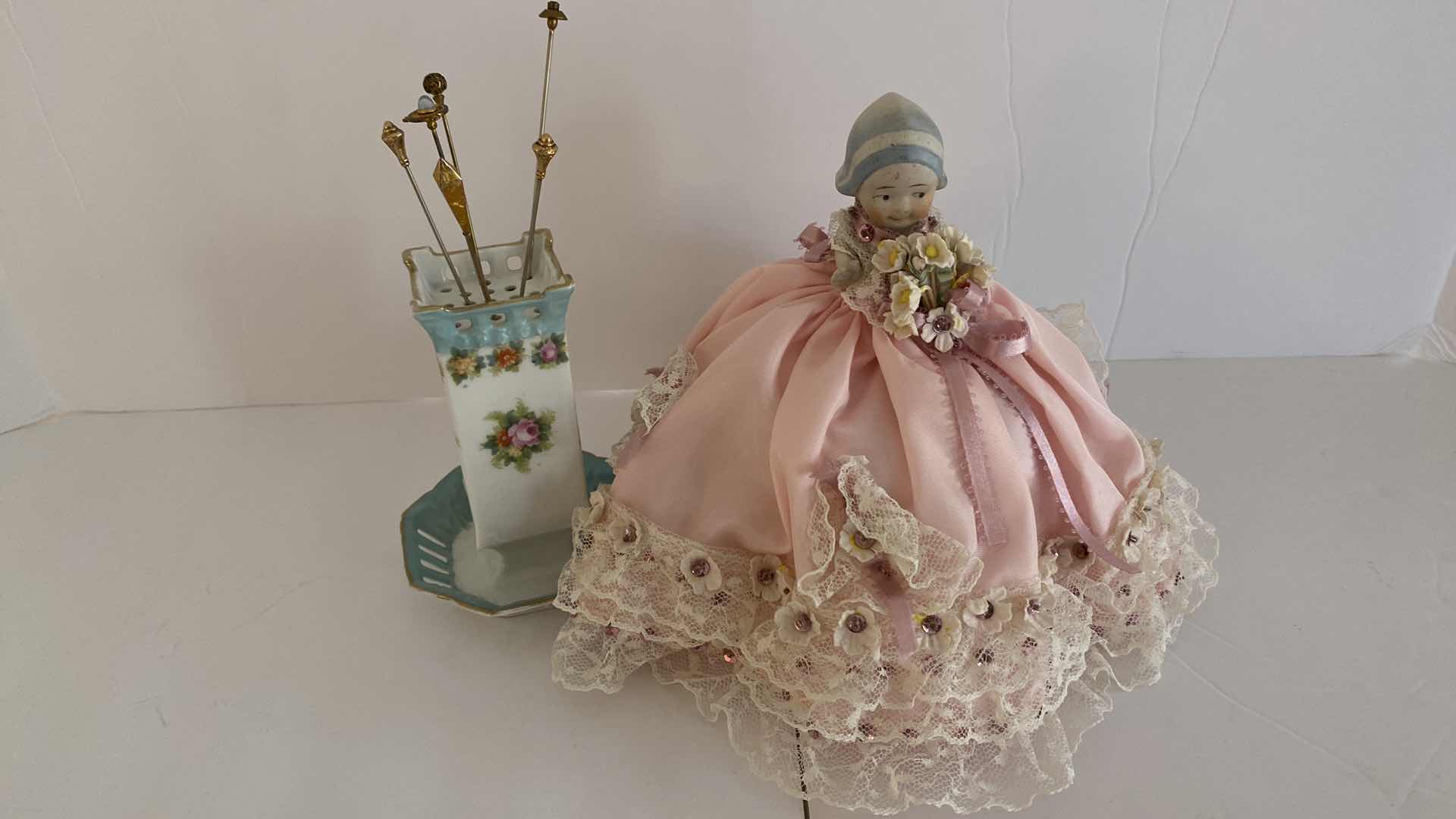 Photo 1 of VINTAGE PORCELAIN FACE DOLL H6.5” AND ROYAL PAYREUTH BAVARIA HAT PIN HOLDER